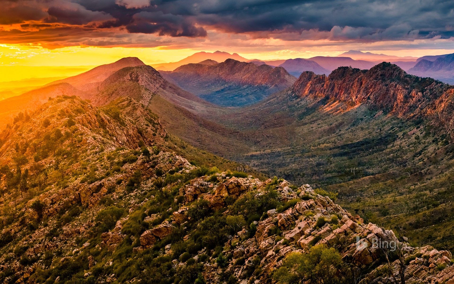 1920x1200 Sunset at Counts Point in West MacDonnell Ranges, Northern Territory, Australia Wallpaper
