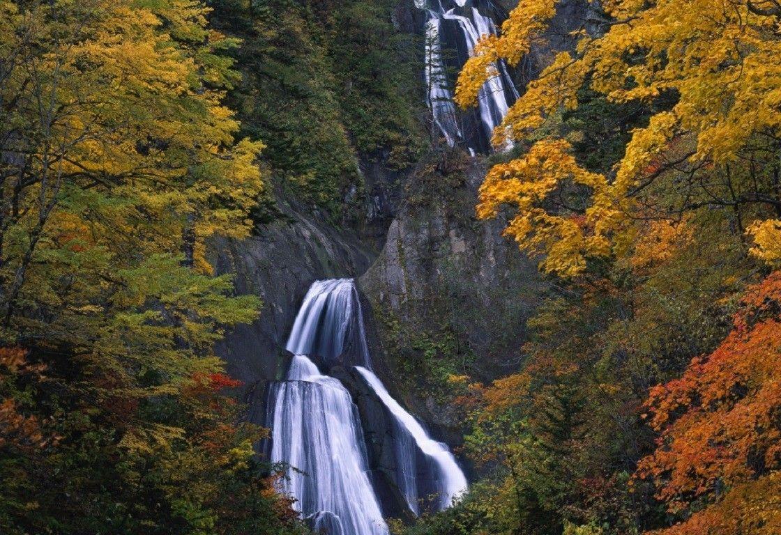 1120x768 Season Waterfall Fall Nature Spectacular Wallpaper