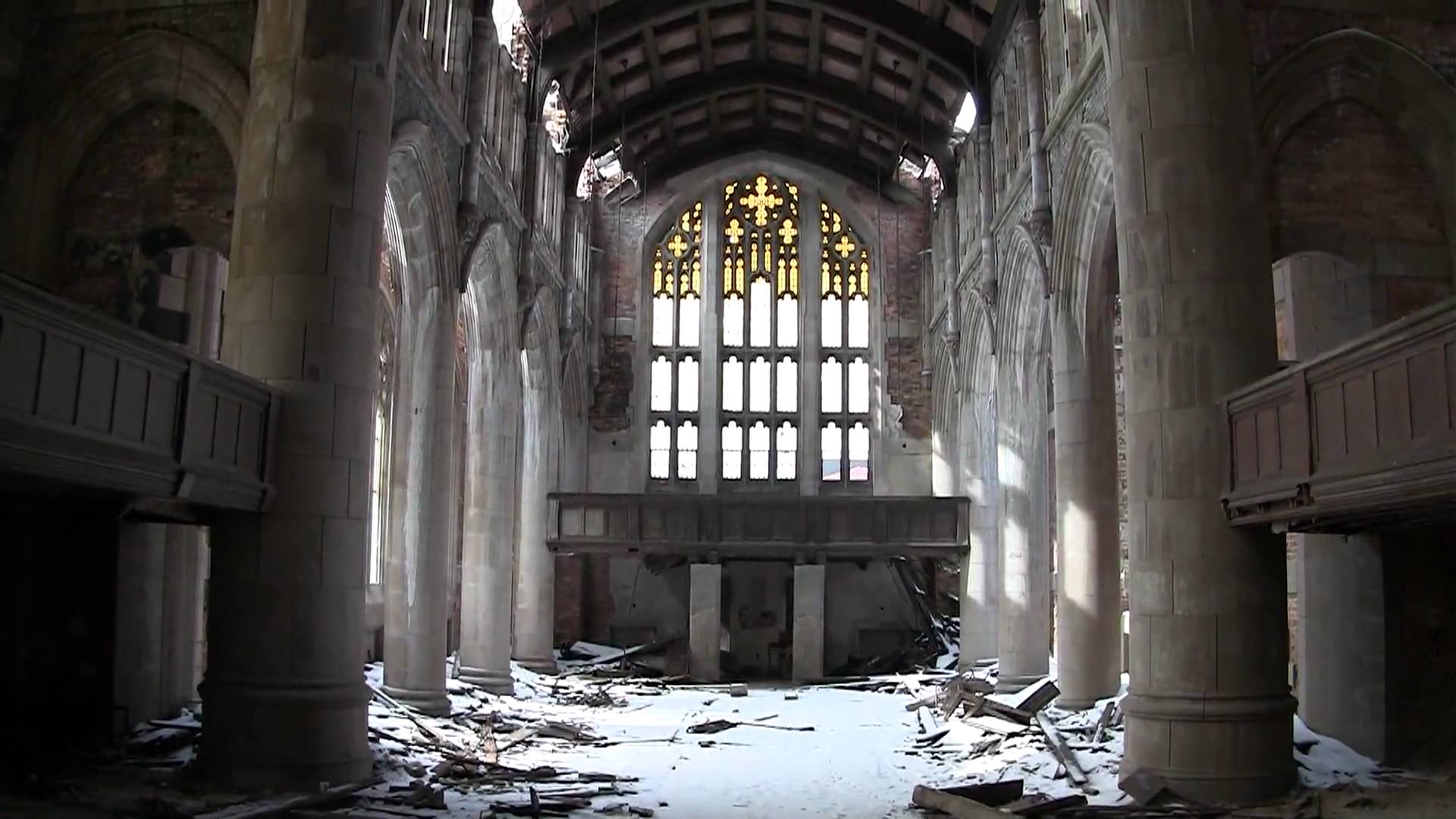 1920x1080 Inside an abandoned church 1920x1080