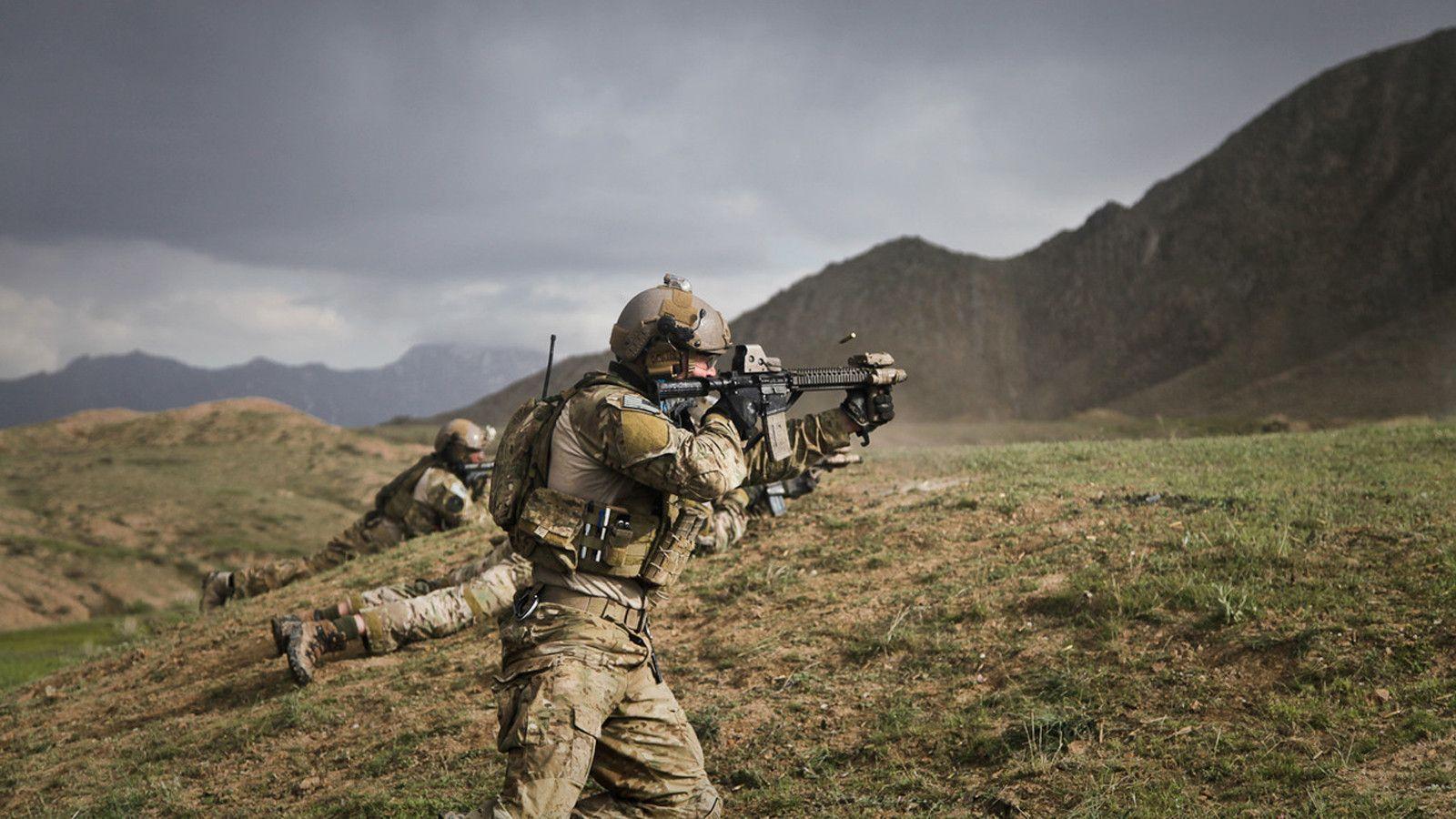 1600x900 Army rangers wallpaper