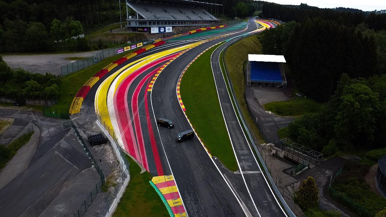 1280x720 New Track Marking Installation, Circuit