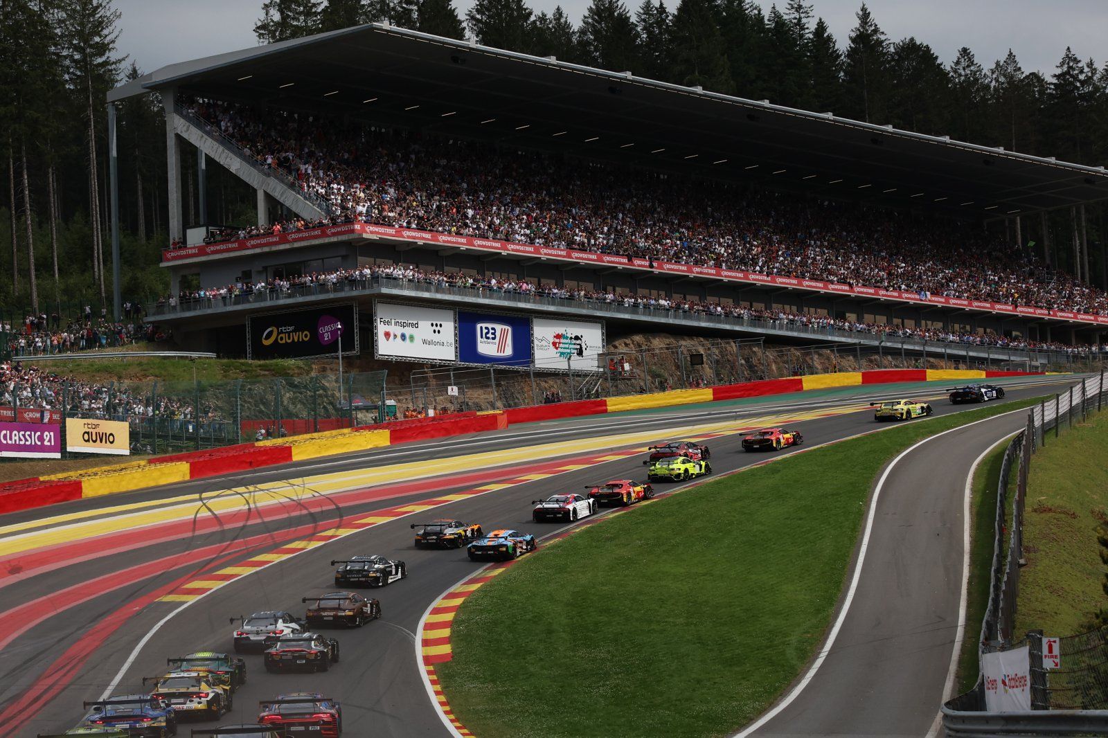 1600x1066 CrowdStrike 24 Hours of Spa