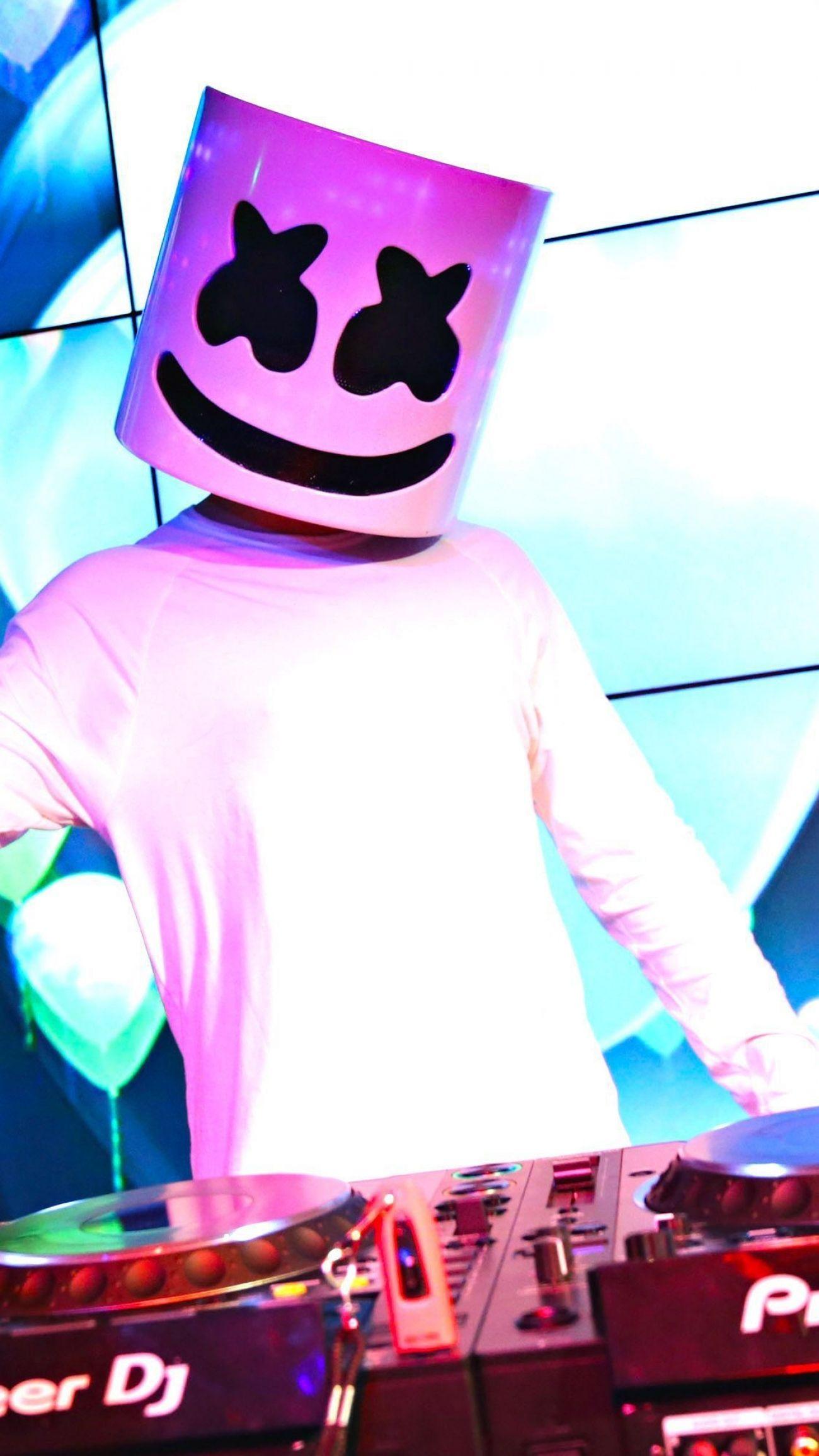 1300x2311 Marshmello 3000x2000 Live Concert American Dj HD IPhone X Xs