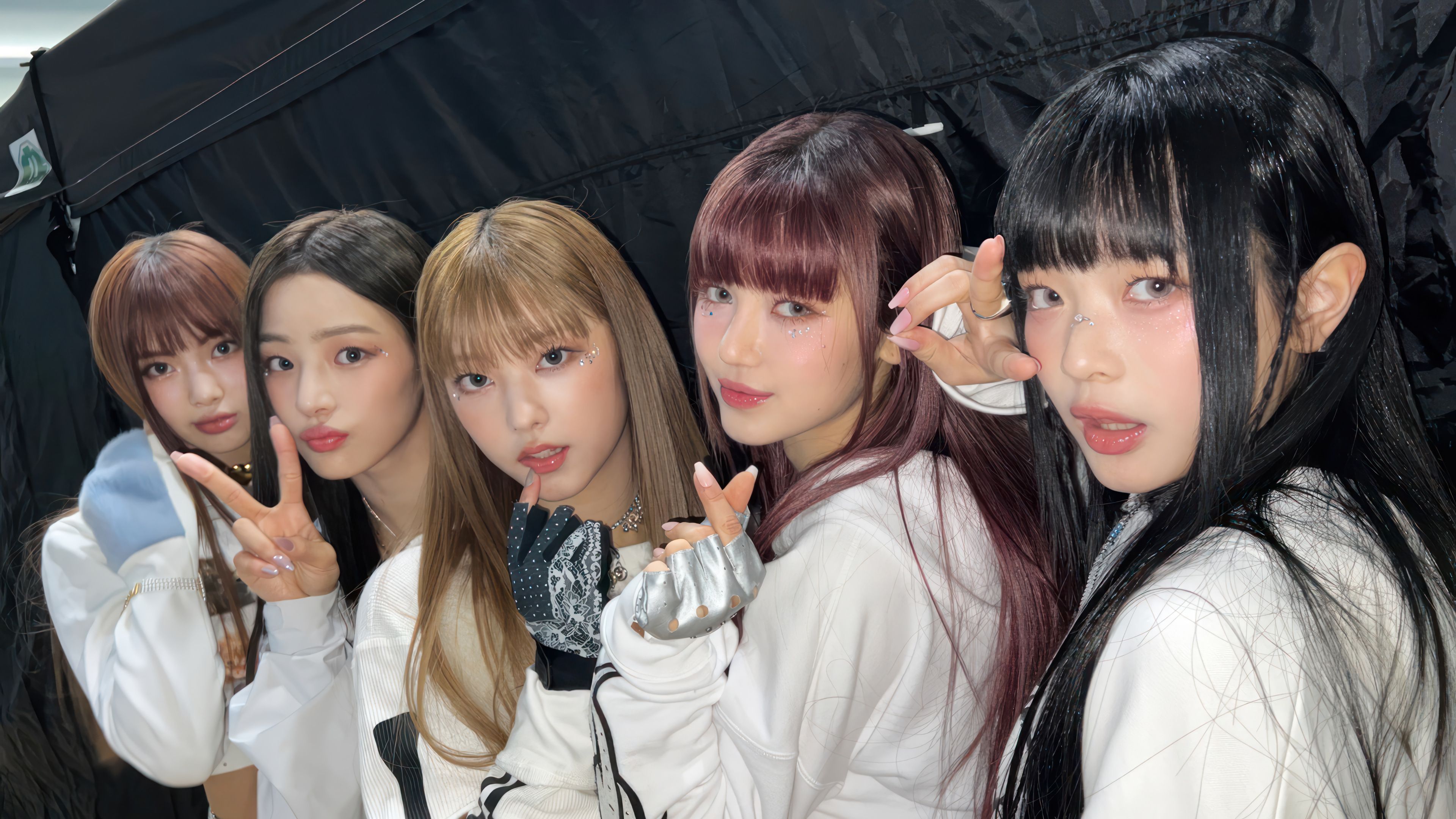 3840x2160 NewJeans All Members Wallpaper 4K HD PC i