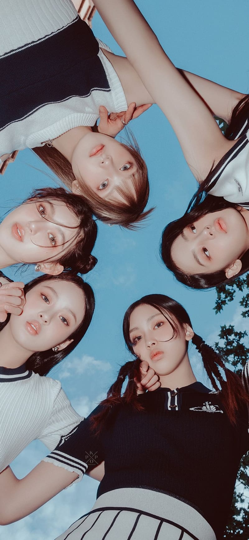 800x1734 Kpop locks, NewJeans, HD phone wallpaper