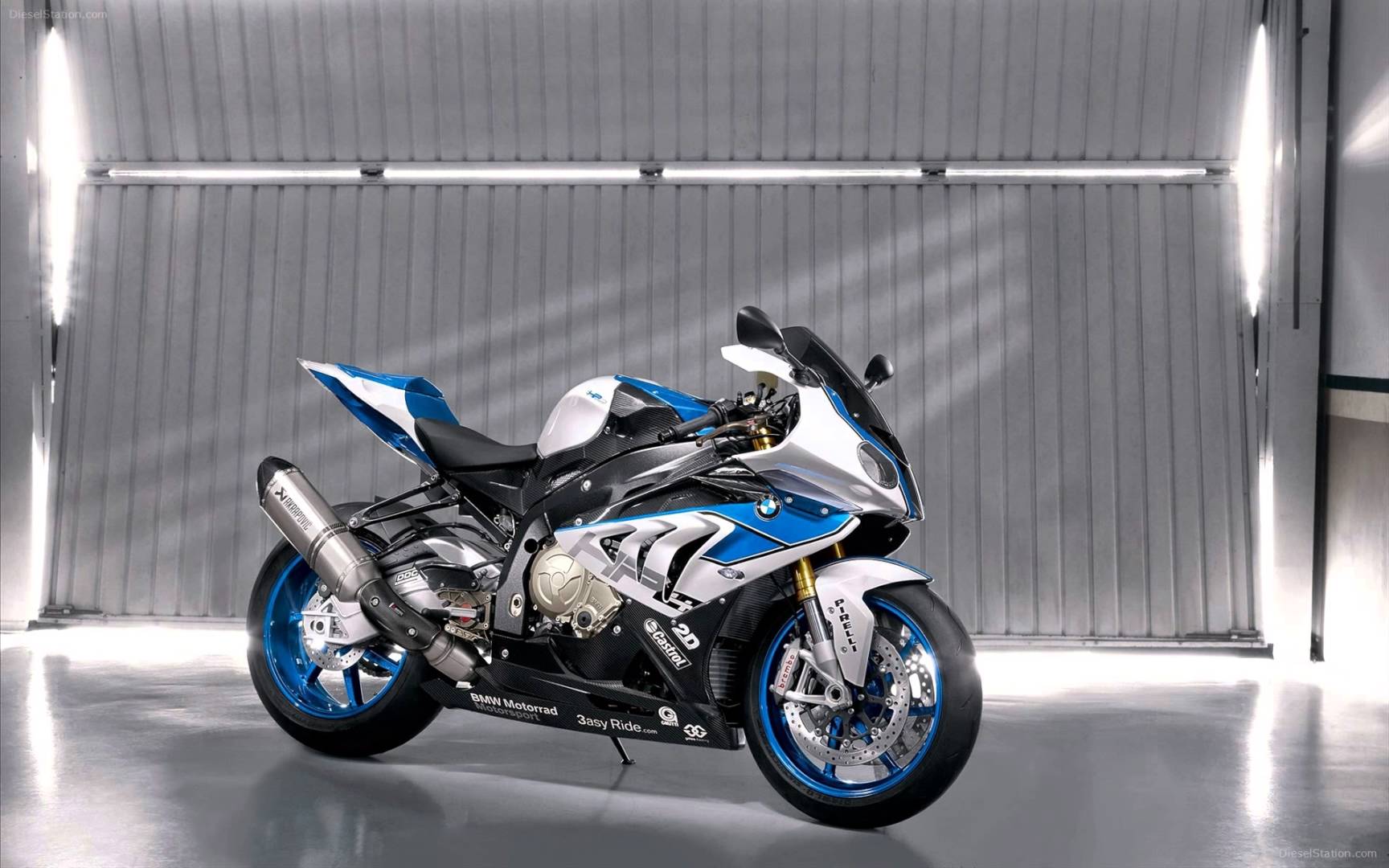 1728x1080 Bmw Motorrad Desktop Wallpaper