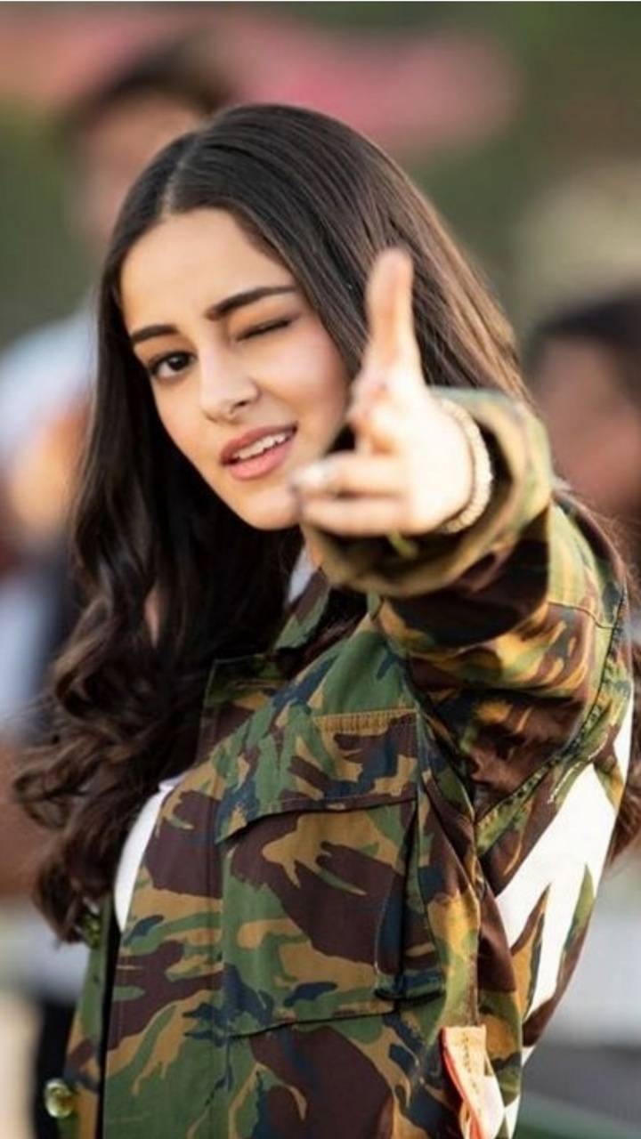 720x1280 Ananya Panday wallpaper