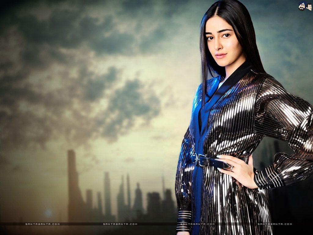 1024x768 Hot Bollywood Heroines & Actresses HD Wallpaper I Indian