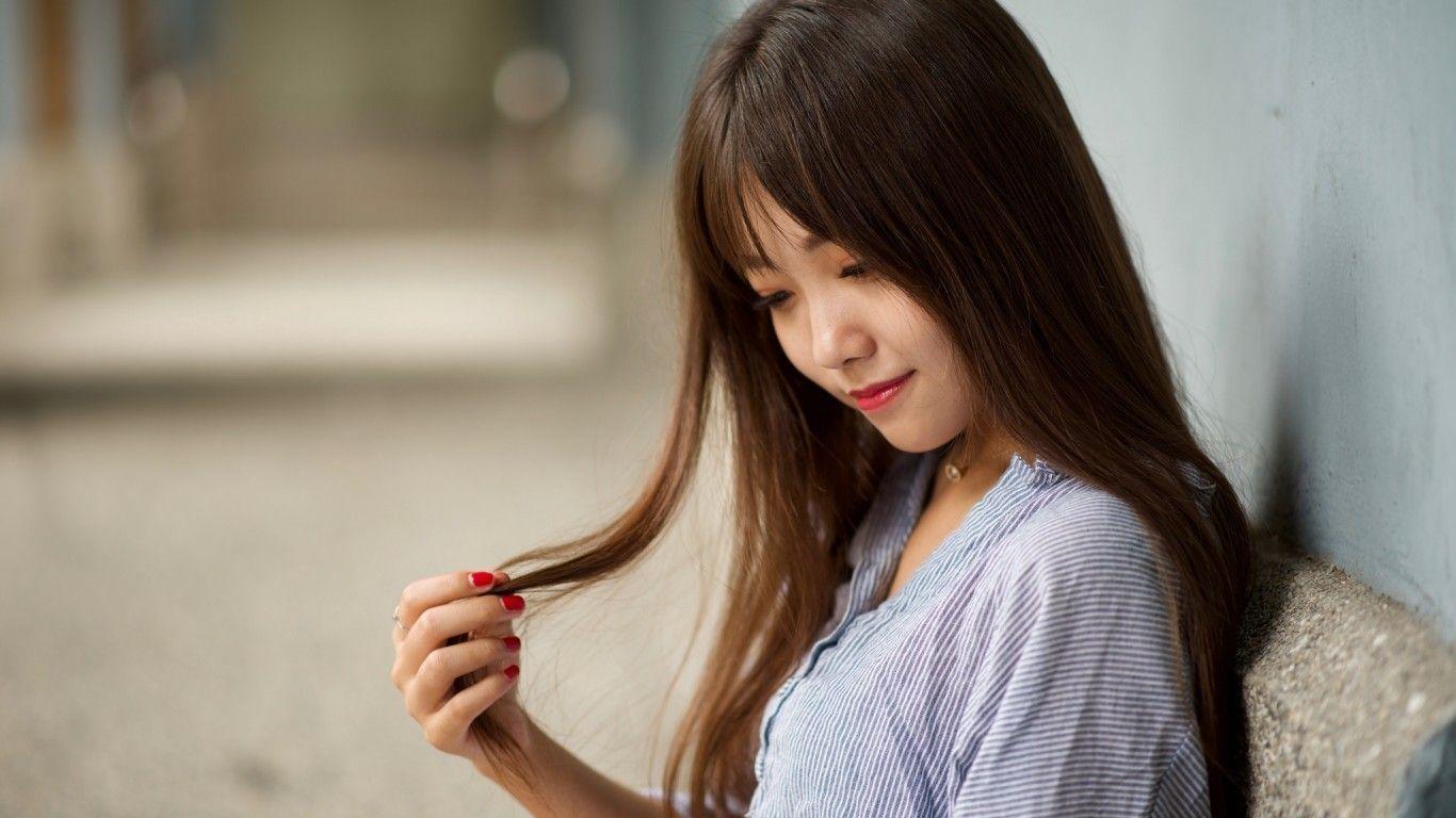 1366x768 Download 1366x768 Asian Girl, Cute, Model, Woman, Red Lipstick
