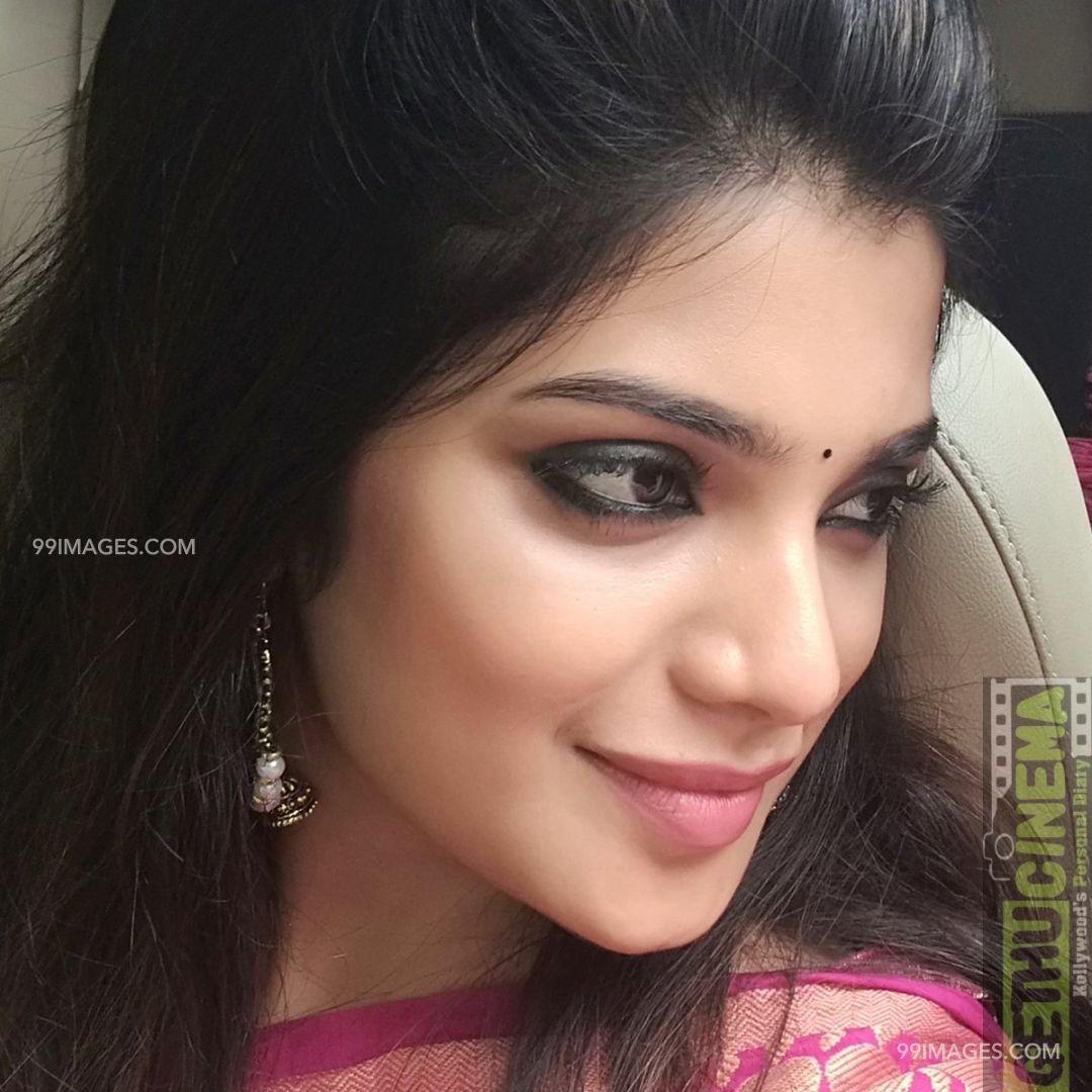 1080x1080 ✅ Aathmika Cute HD Photo (1080p) (2019)