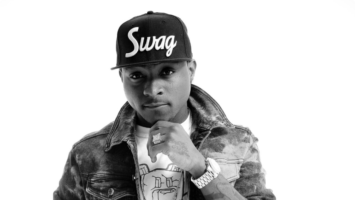 Davido Wallpapers - Top Free Davido Backgrounds - WallpaperAccess