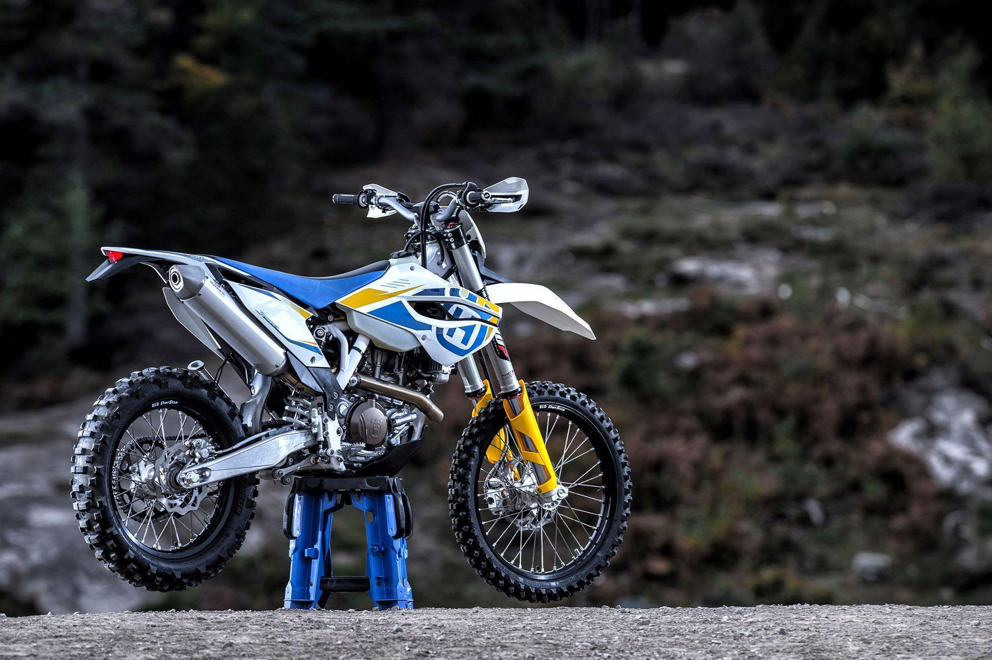 2014x1340 Husqvarna Wallpaper