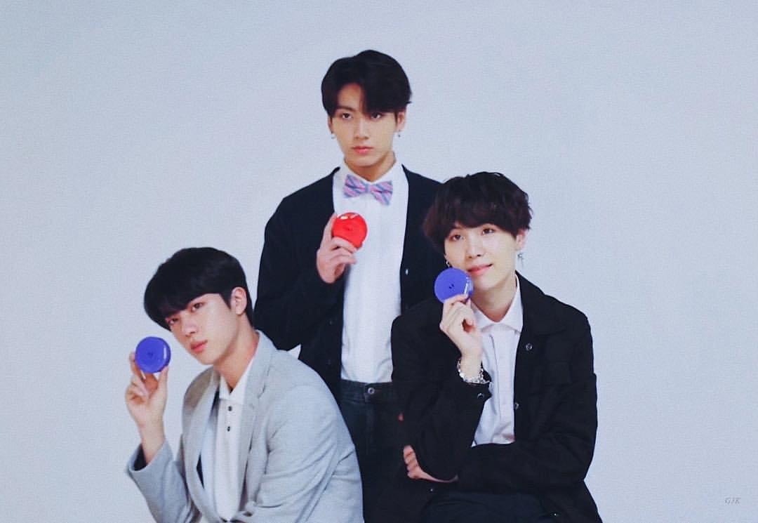 1080x745 YOONJINKOOK SHIPPERS https://wallpaperaccess.com/full/1889307.jpg