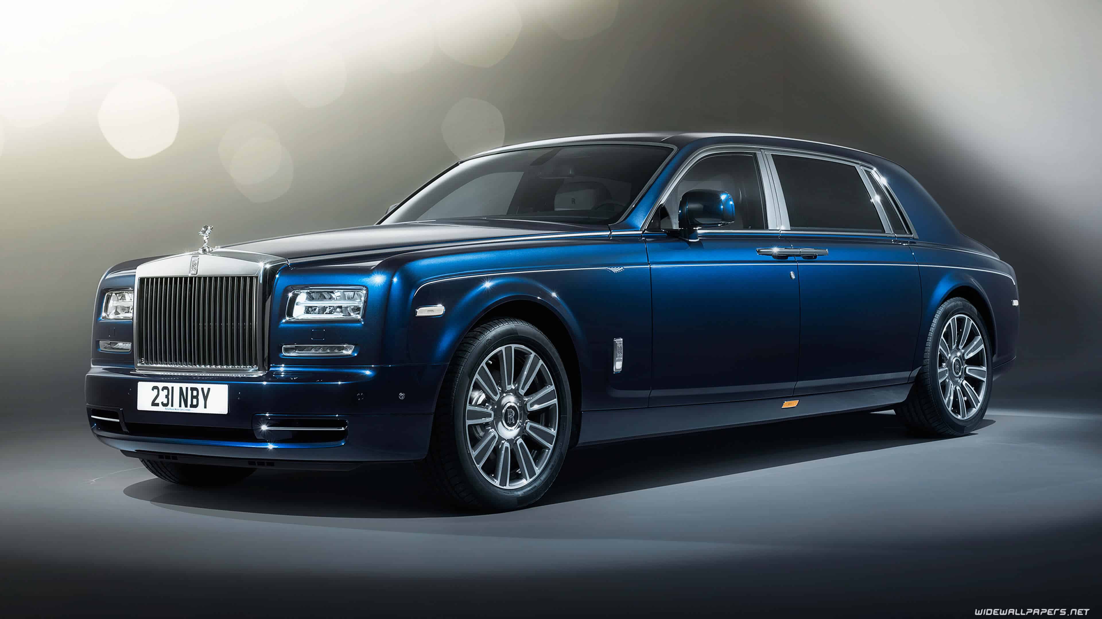 3840x2160 Rolls Royce Phantom Wallpaper