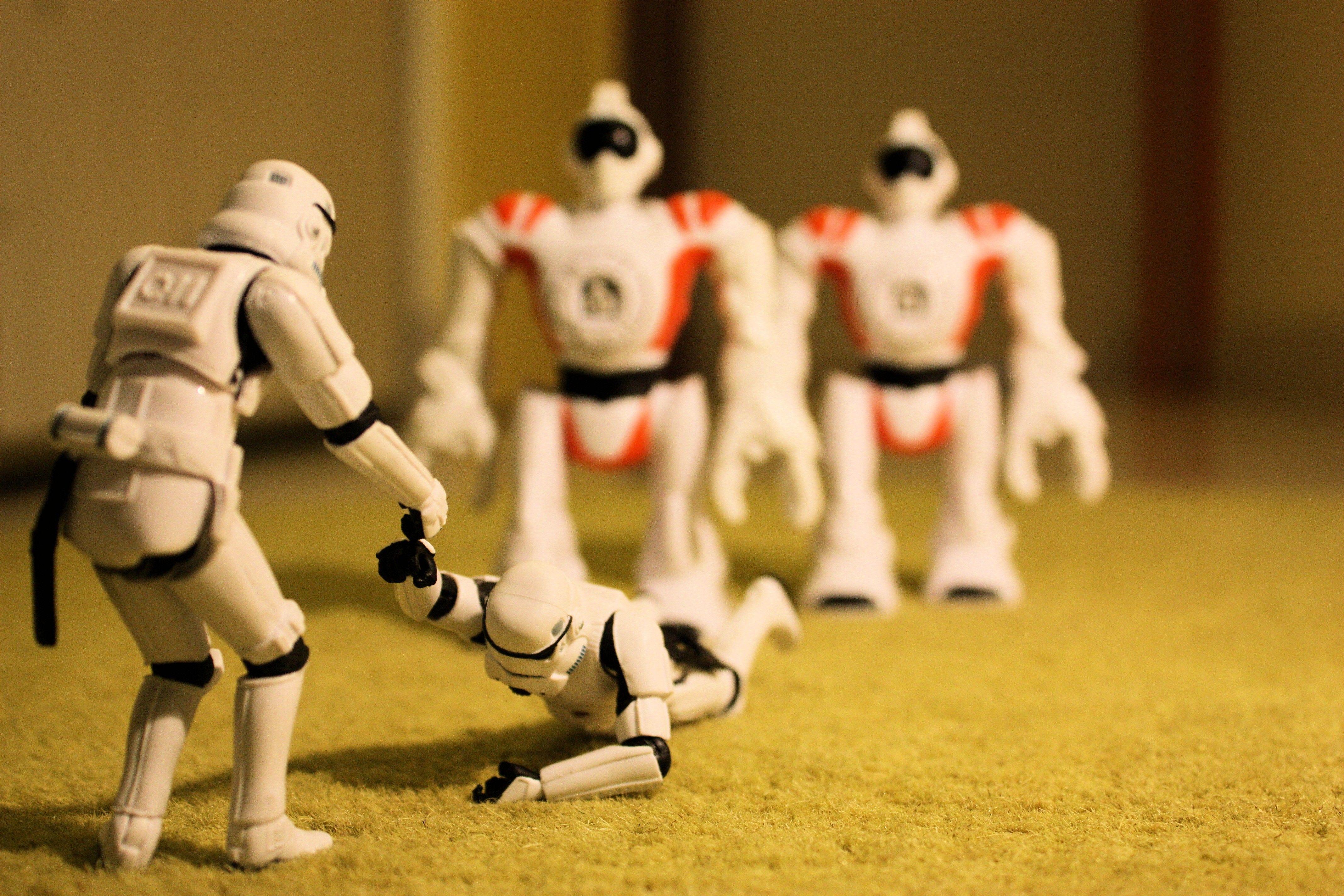 4272x2848 Star Wars, robots, stormtroopers, miniature, carpet