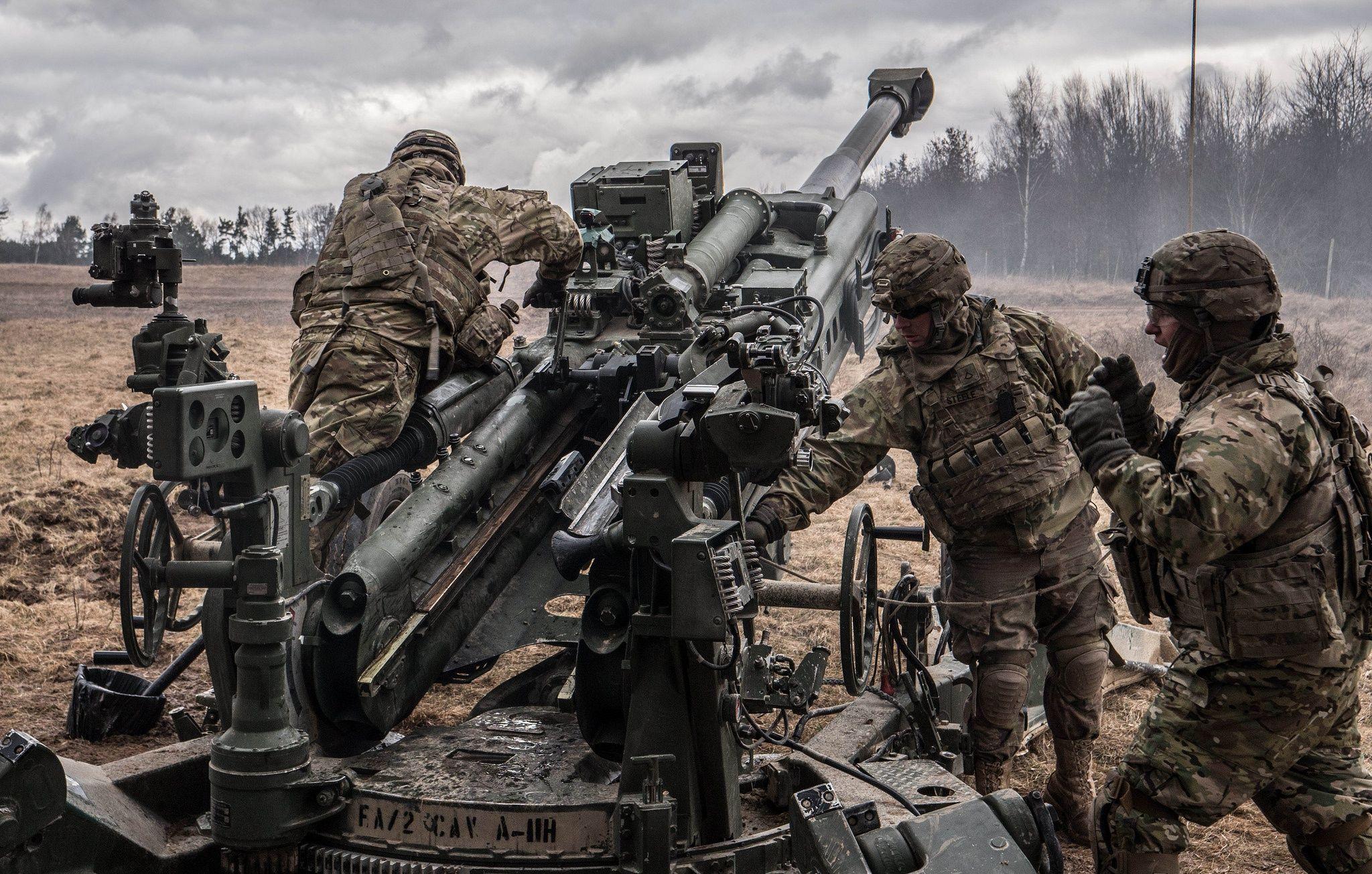 2048x1305 Artillery HD Wallpaper
