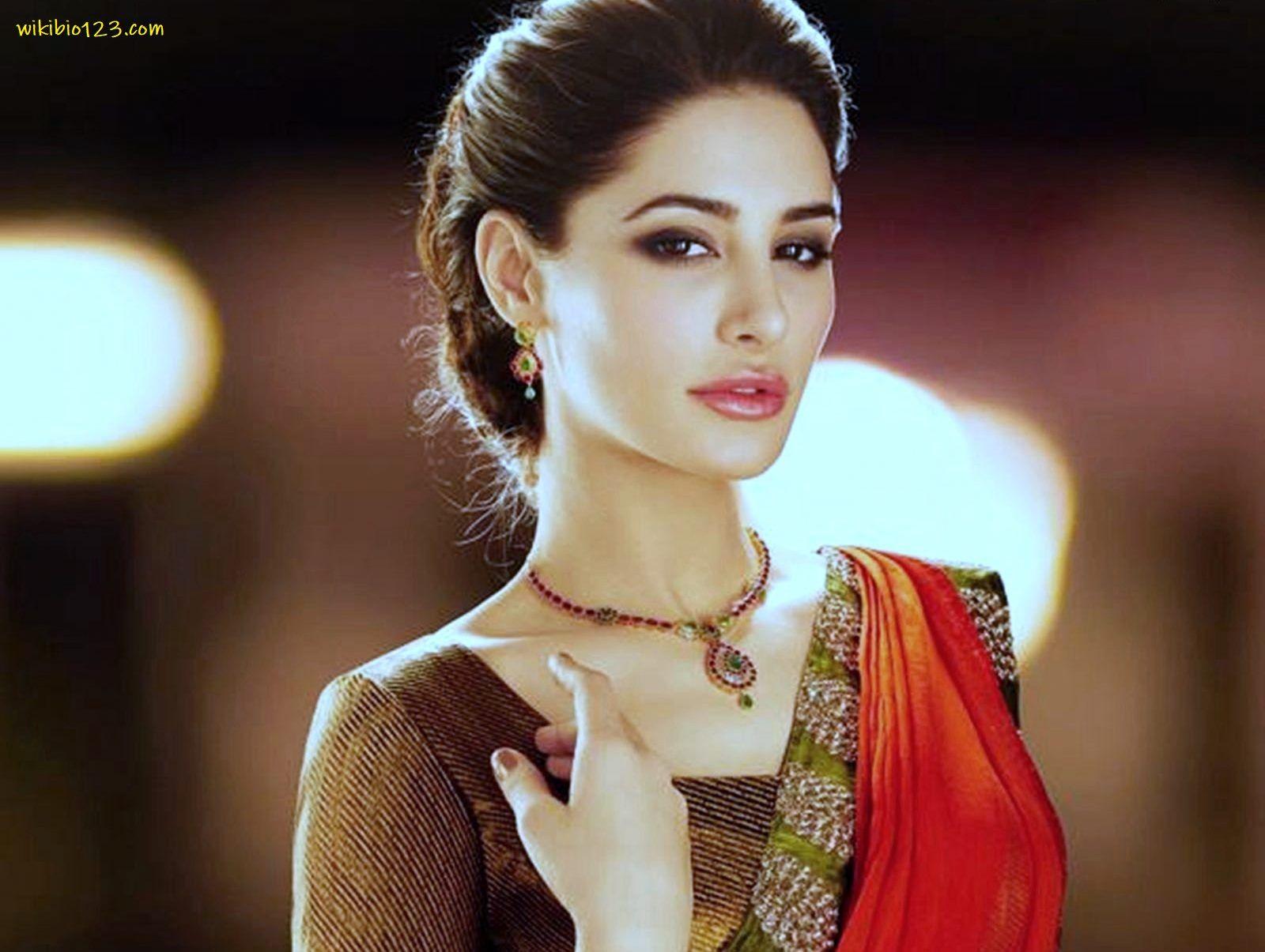 Nargis Fakhri Wallpapers - Top Free Nargis Fakhri Backgrounds