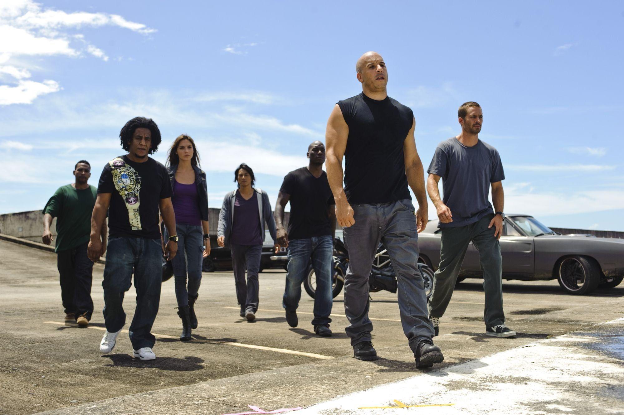 2000x1331 Fast and furious 5 1080P, 2K, 4K, 5K HD wallpaper free