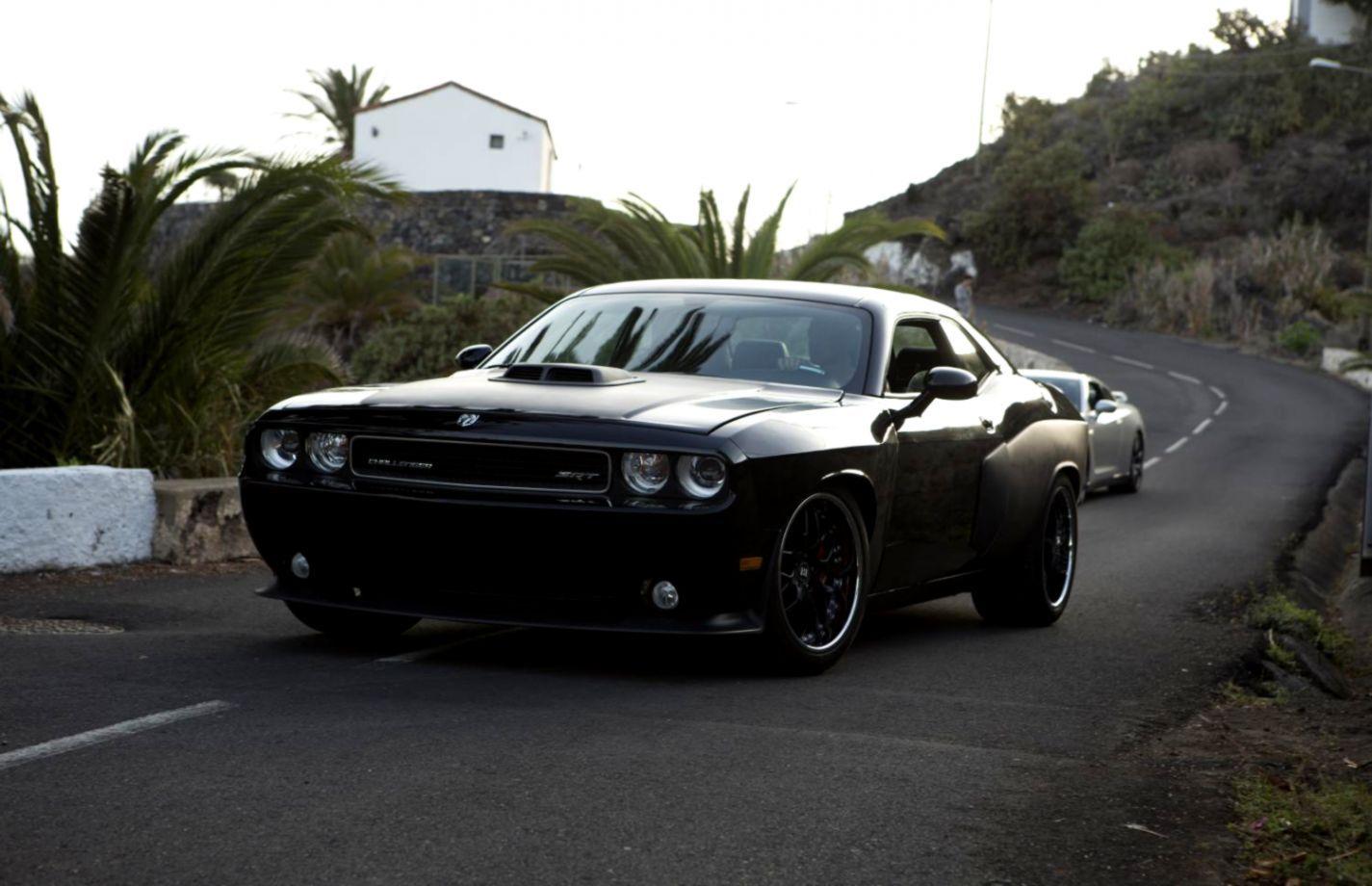 1425x920 Fast And Furious 6 Black Cars