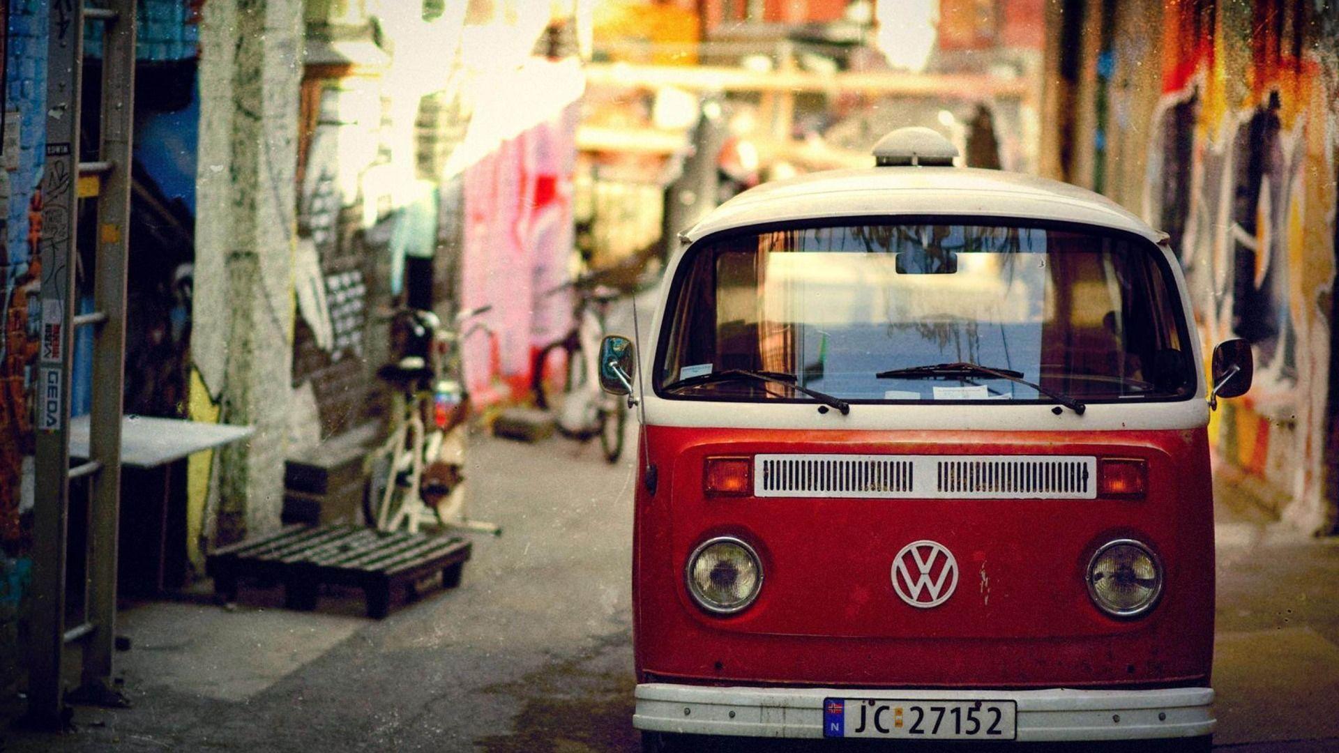 Volkswagen Bus Wallpapers Top Free Volkswagen Bus Backgrounds Wallpaperaccess