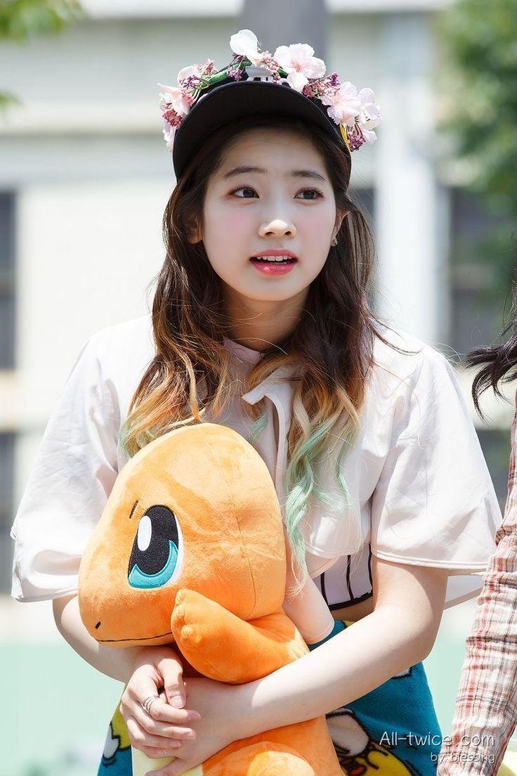 736x1104 Dahyun Wallpaper
