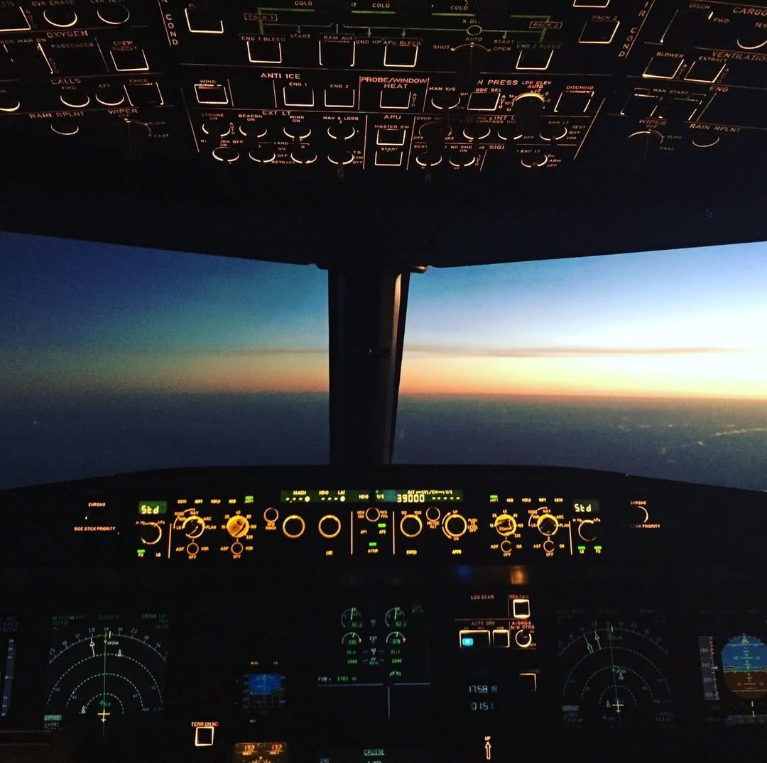 1080x1075 From the flight deck of an Airbus A320