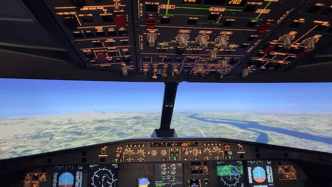 1280x720 A320 Flight Simulator: Pilot Training