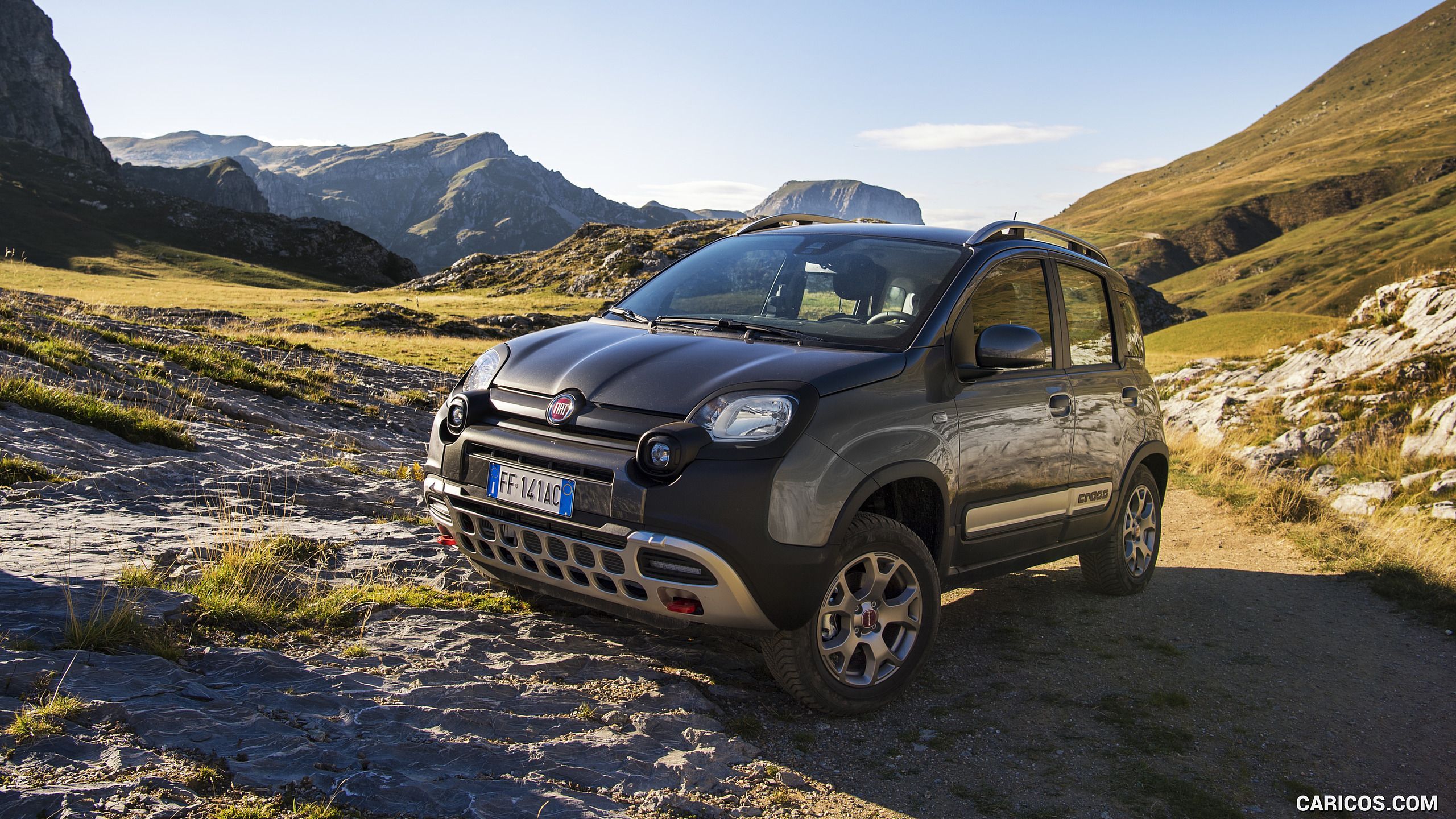 2560x1440 Fiat Panda Cross