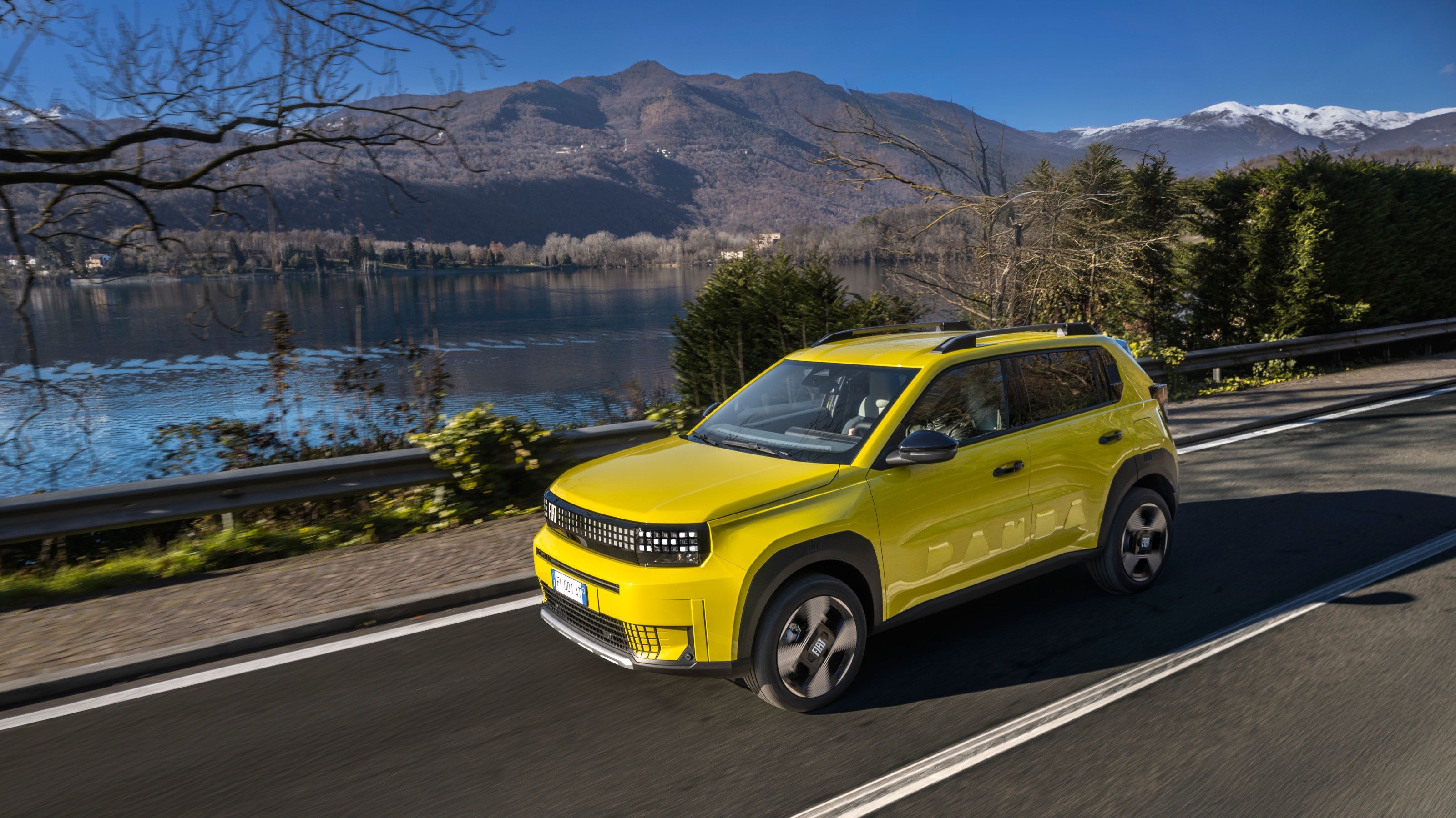3200x1800 compact crossover