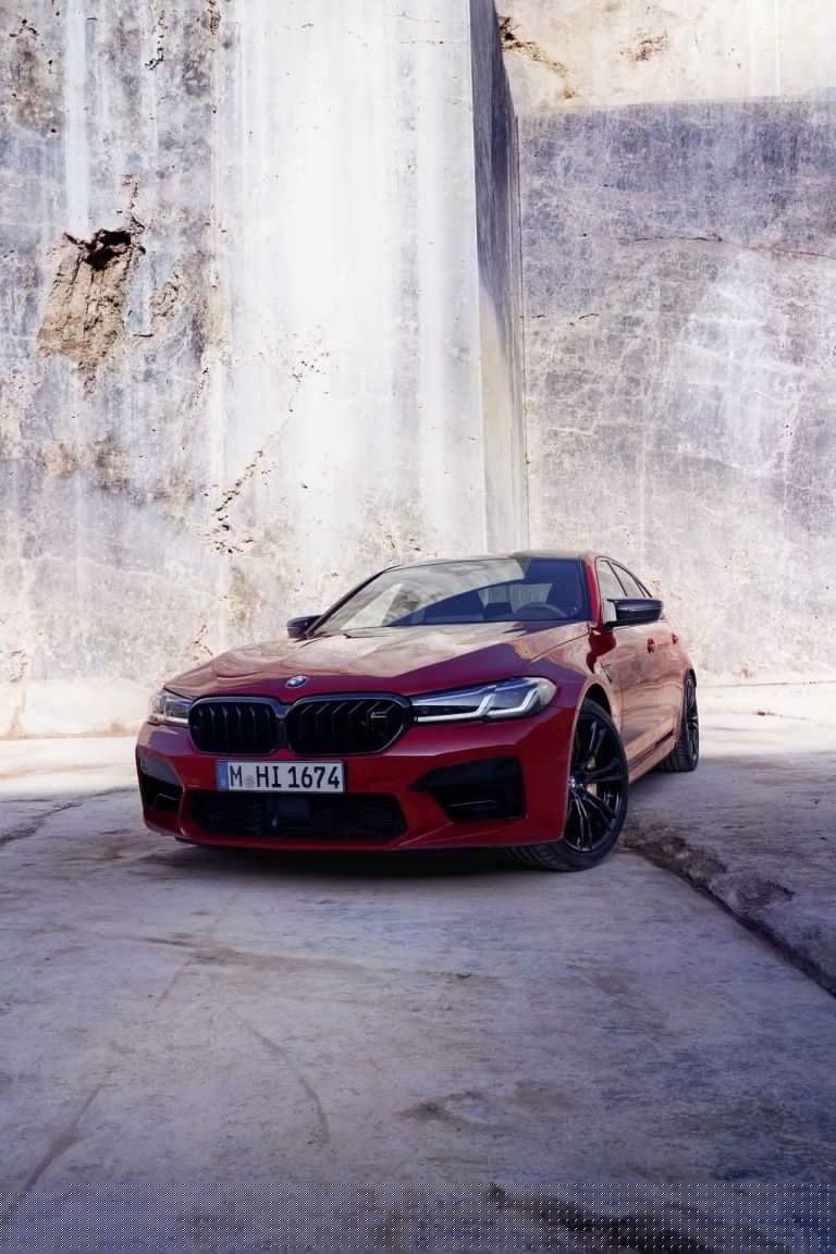 768x1152 BMW M5 ( F90 ) Competition