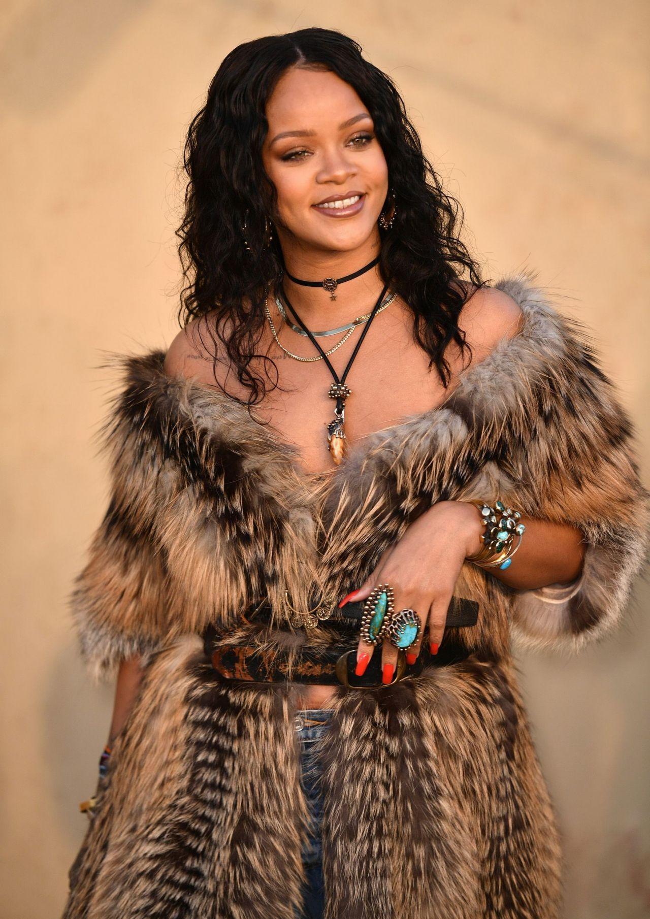 1280x1810 rihanna vogue wallpaper
