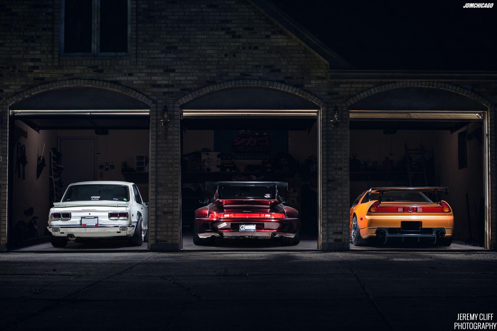 Auto Garage Wallpaper