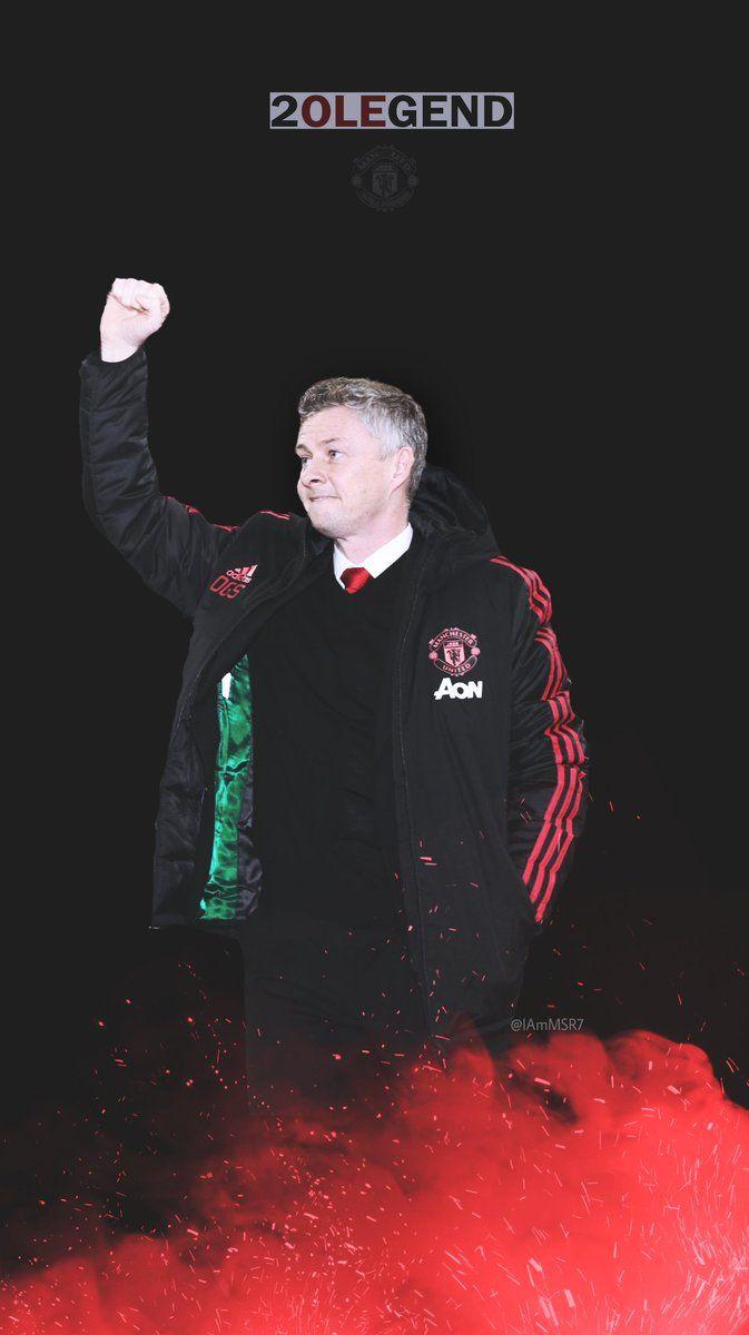 673x1200 ManUnited Wallpaper