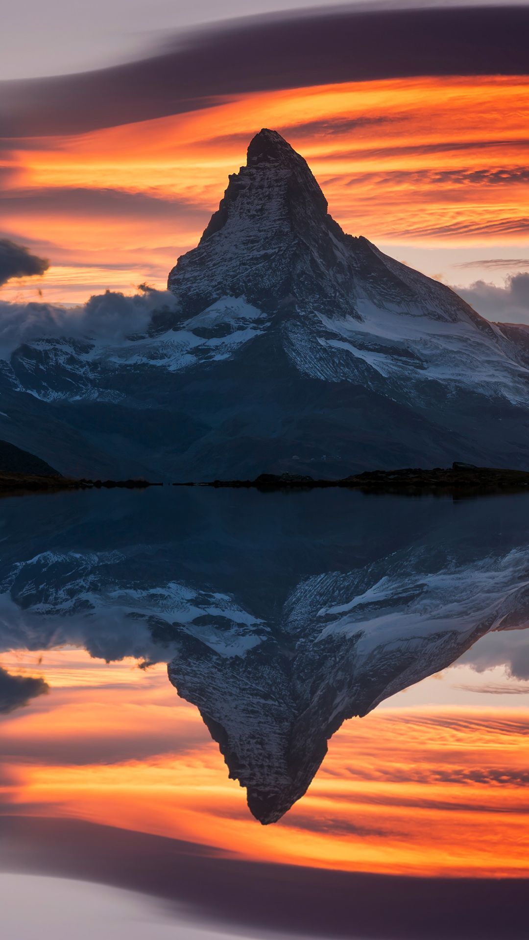 1080x1920 Matterhorn peak at sunset reflected