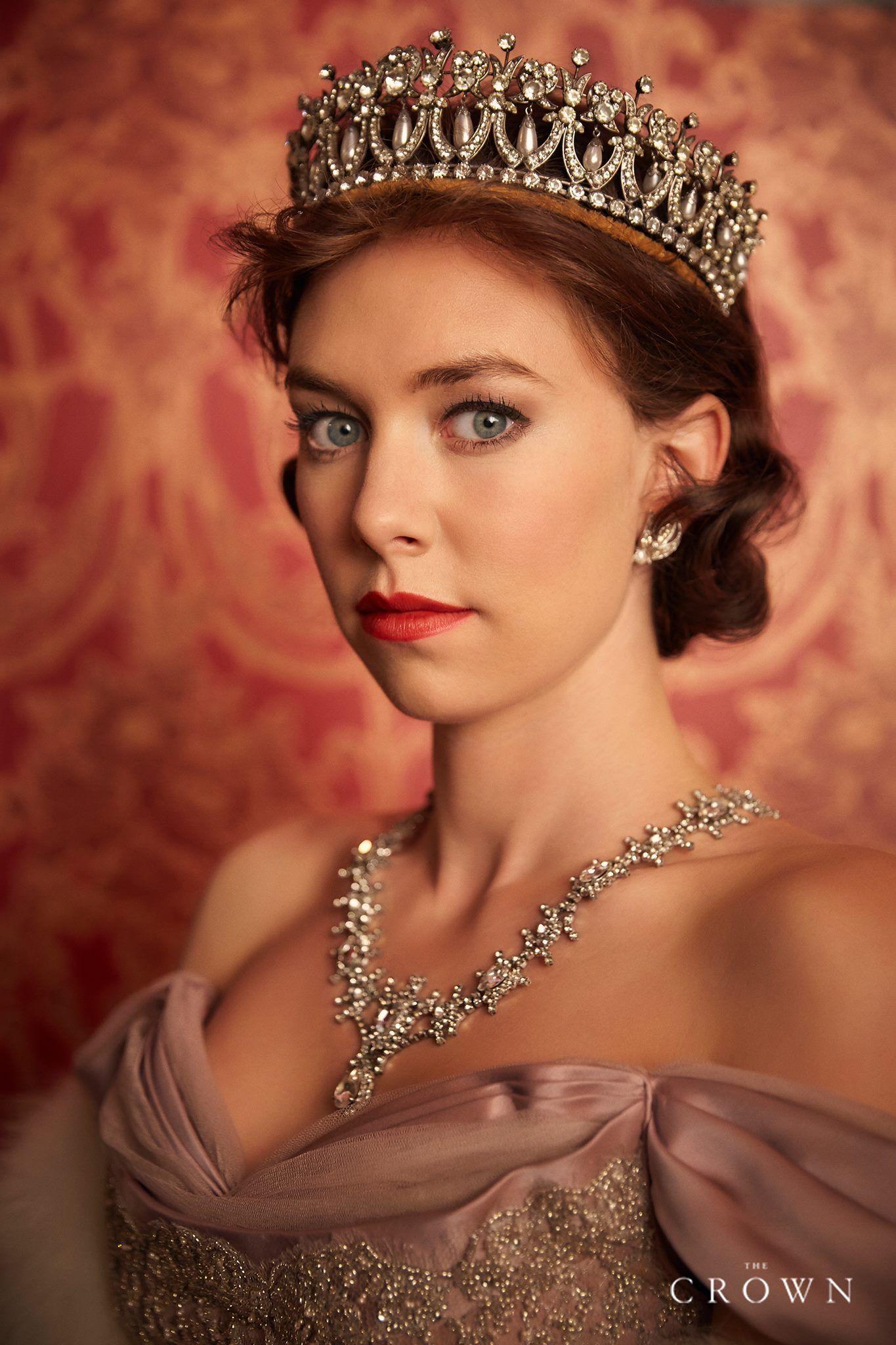 1365x2048 Résultat de recherche d'image pour vanessa kirby princess
