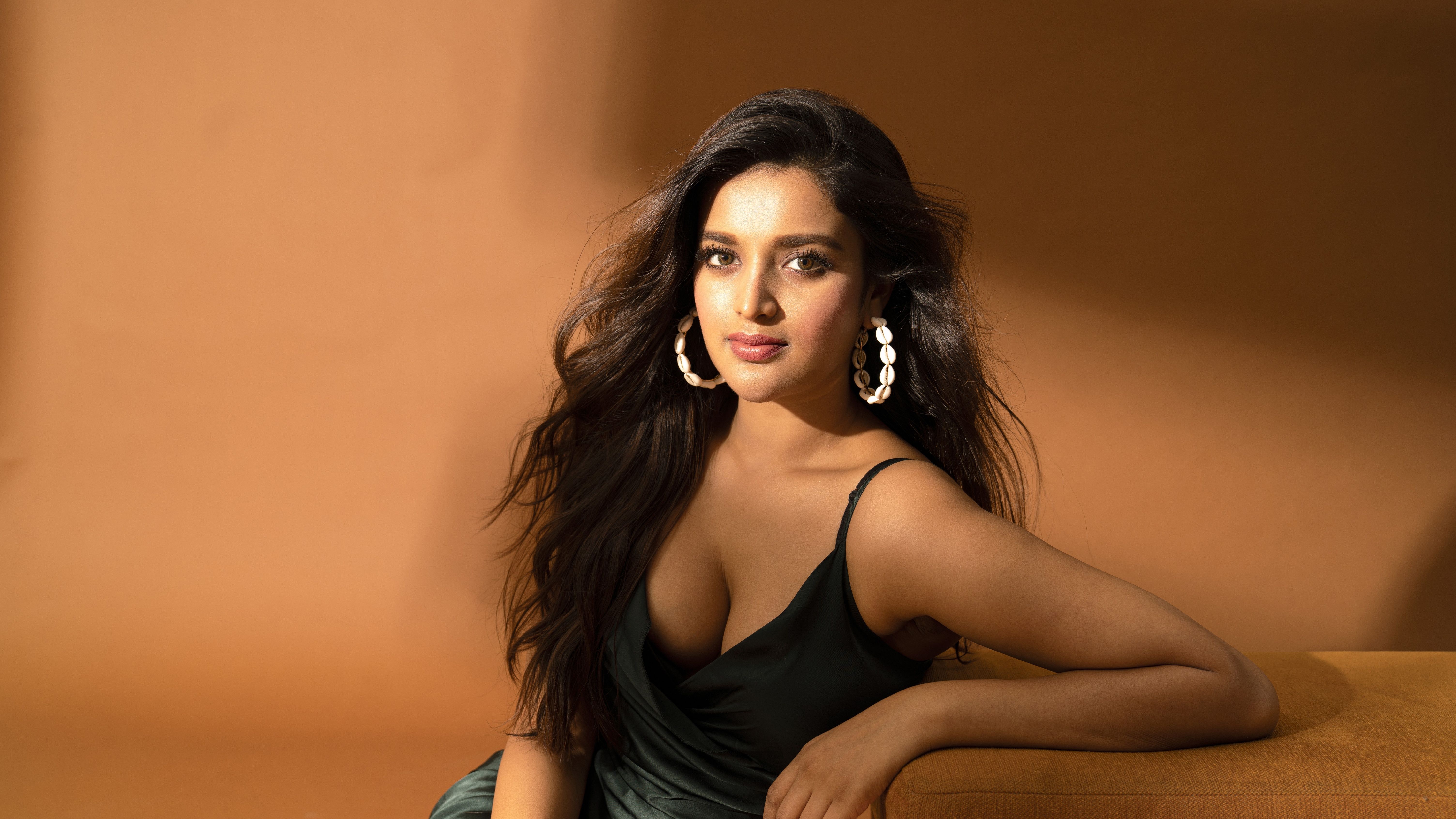 6016x3384 Nidhhi Agerwal Wallpaper 4K, 8K, Indian