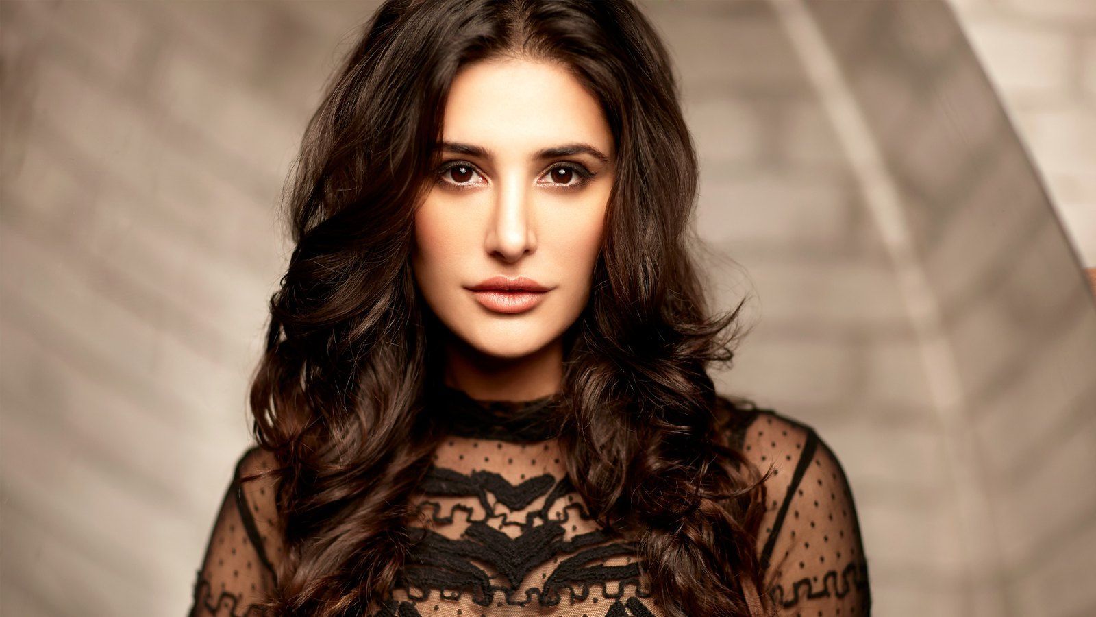 1600x900 Nargis Fakhri Indian Actress HD