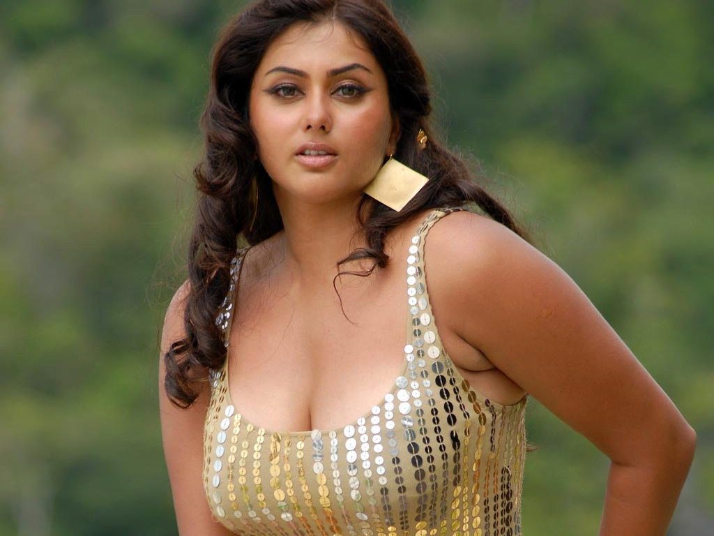 1024x768 South Indian Actress Wallpaper