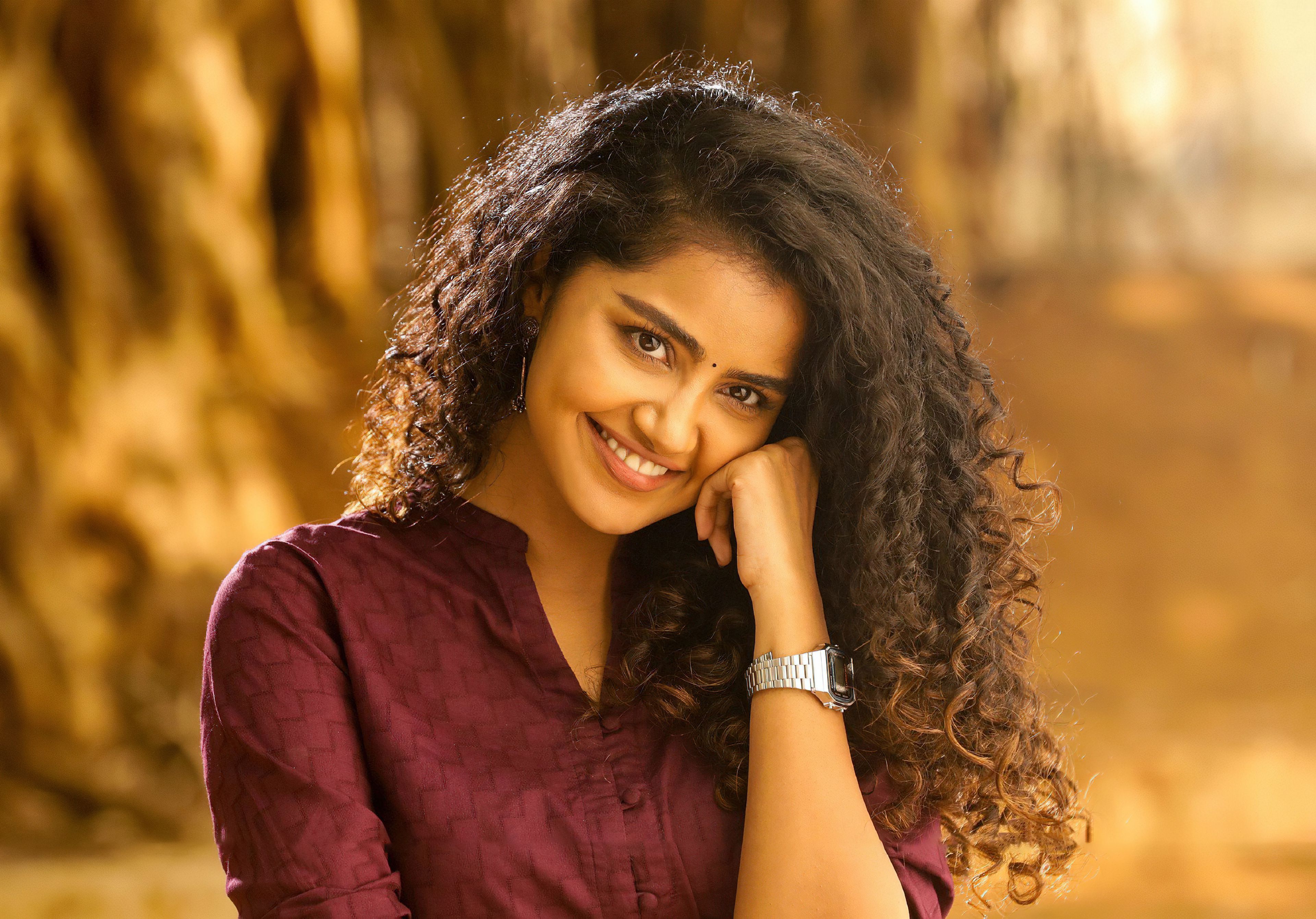 3840x2683 Anupama Parameswaran Wallpaper 4K