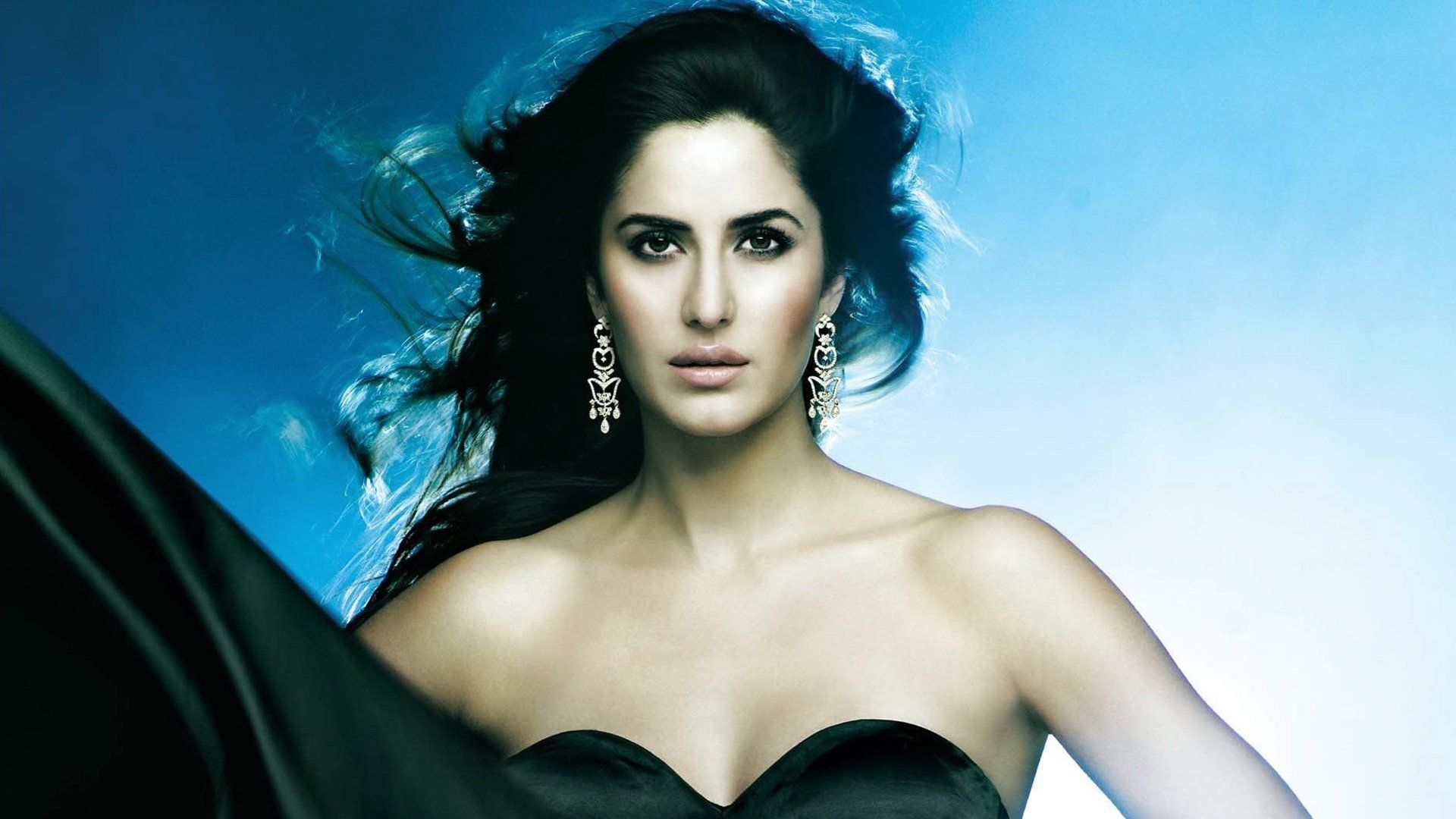 1920x1080 Stunning Indian Actress HD Wallpaper