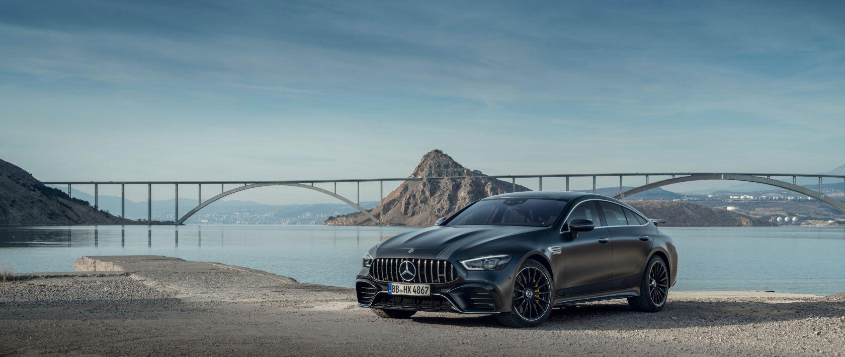 1680x711 Mercedes AMG GT 63 S Coupe Wallpaper