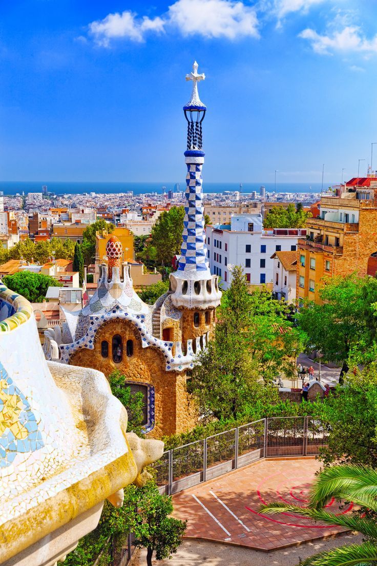 736x1104 What to do in Barcelona in April?