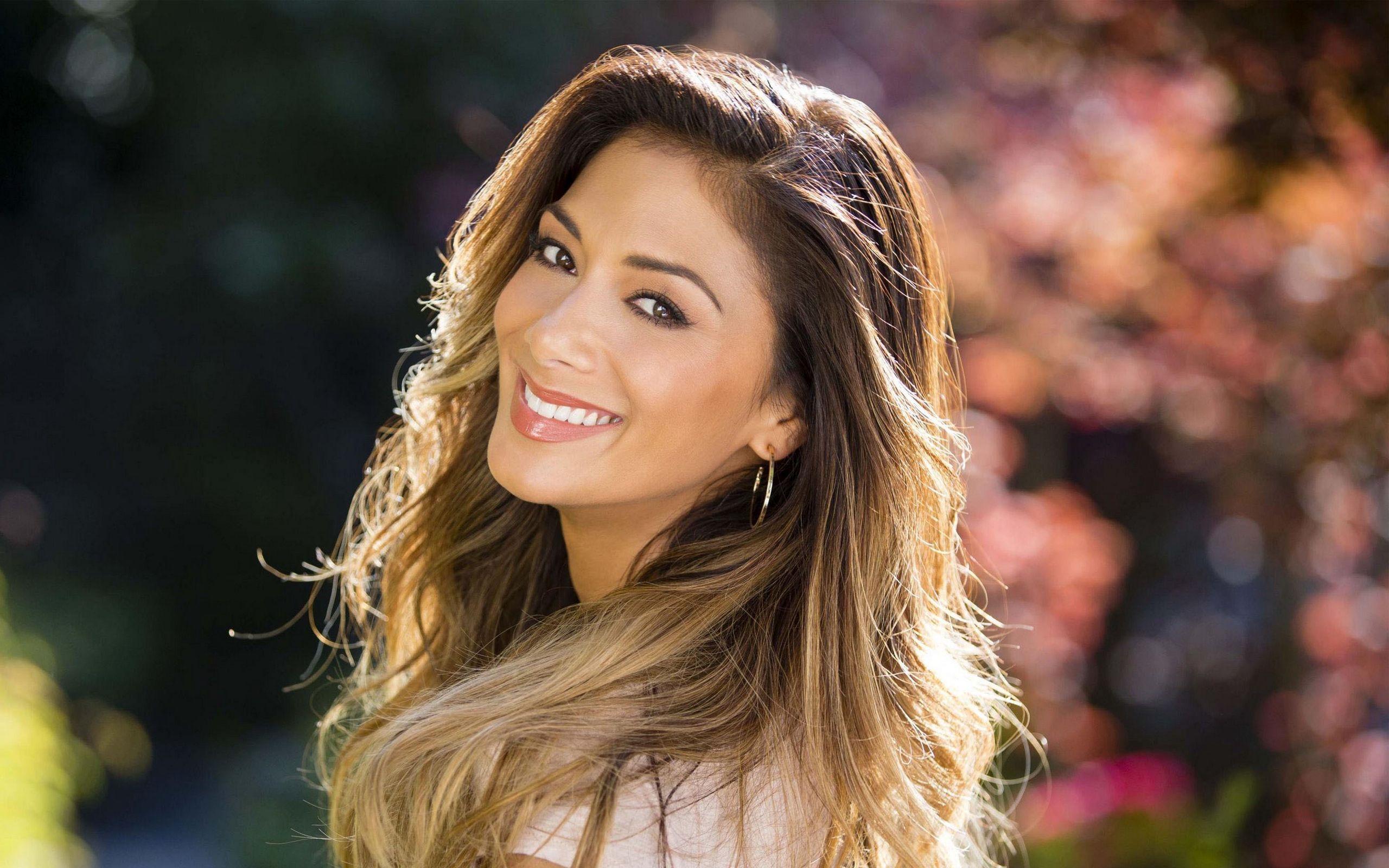 2560x1600 Download wallpaper 2560x1600 nicole scherzinger, singer