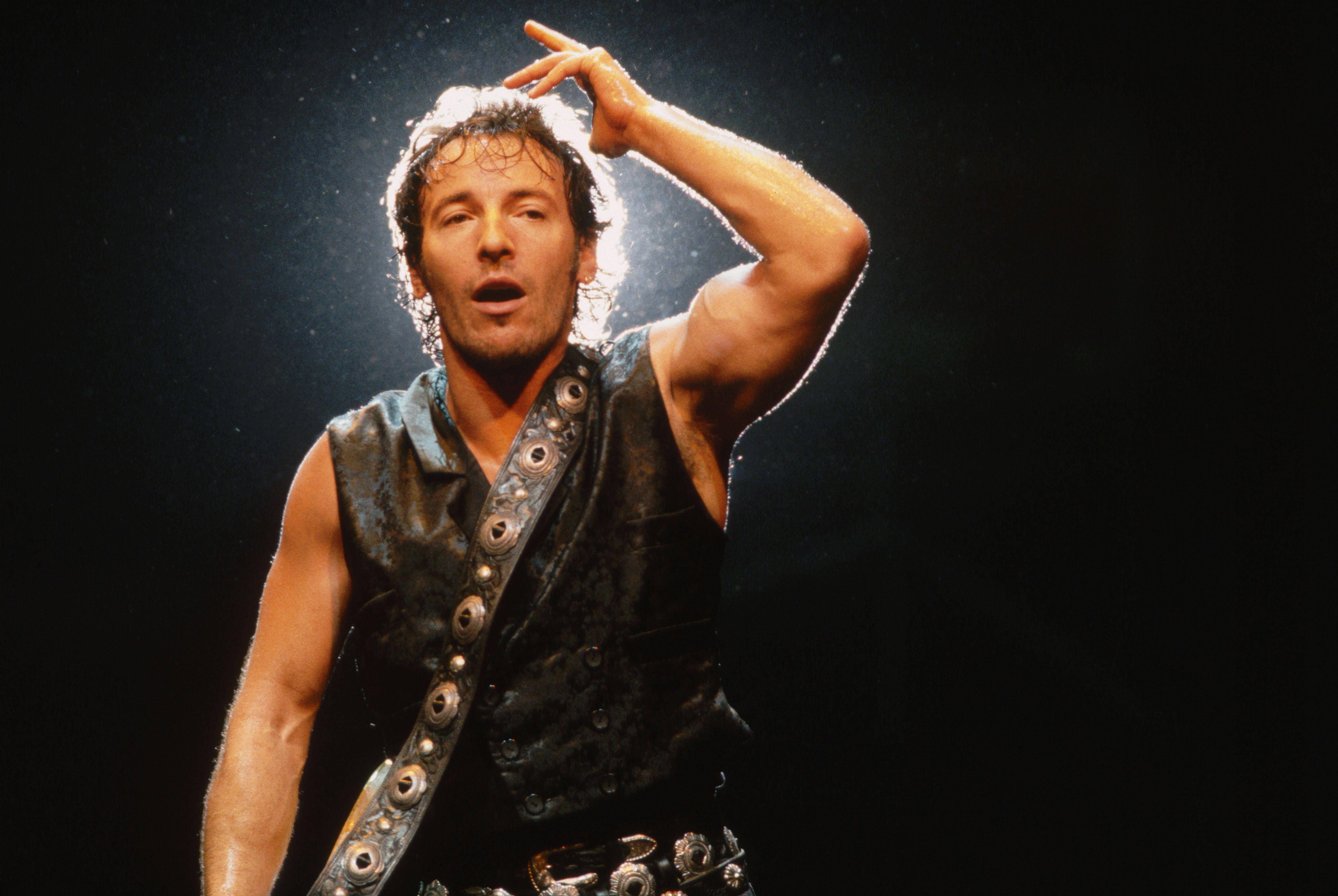 Bruce Springsteen Wallpapers - Top Free Bruce Springsteen Backgrounds ...