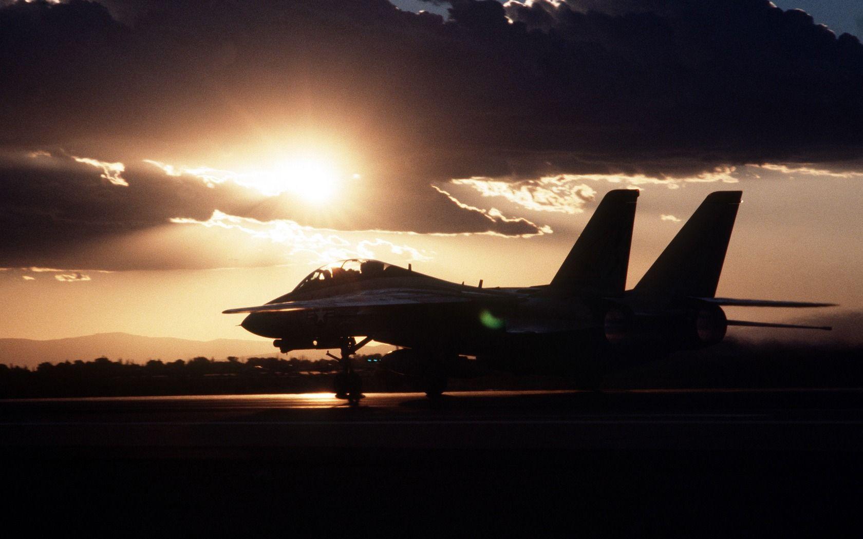 1680x1050 Sunset Aircraft Tomcat Landing F 14 Tomcat