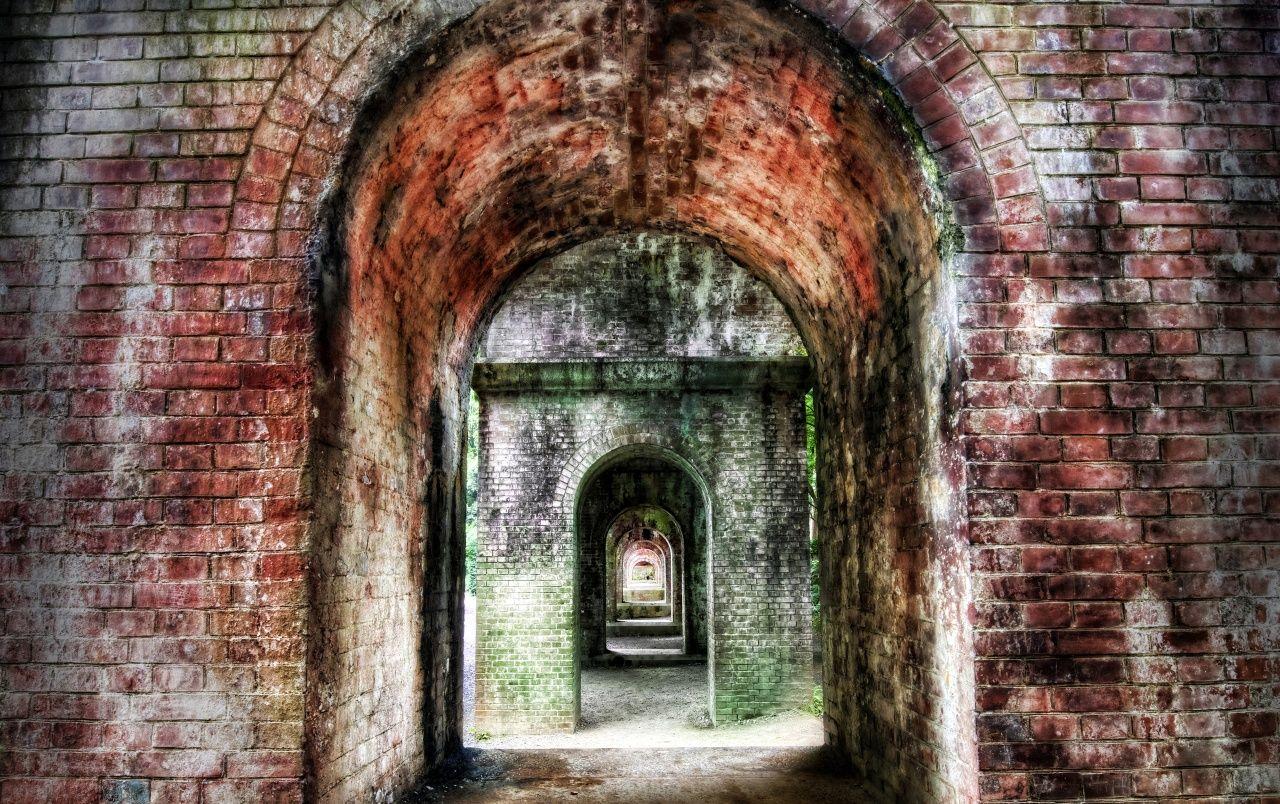 1280x804 The endless tunnel desktop wallpaper