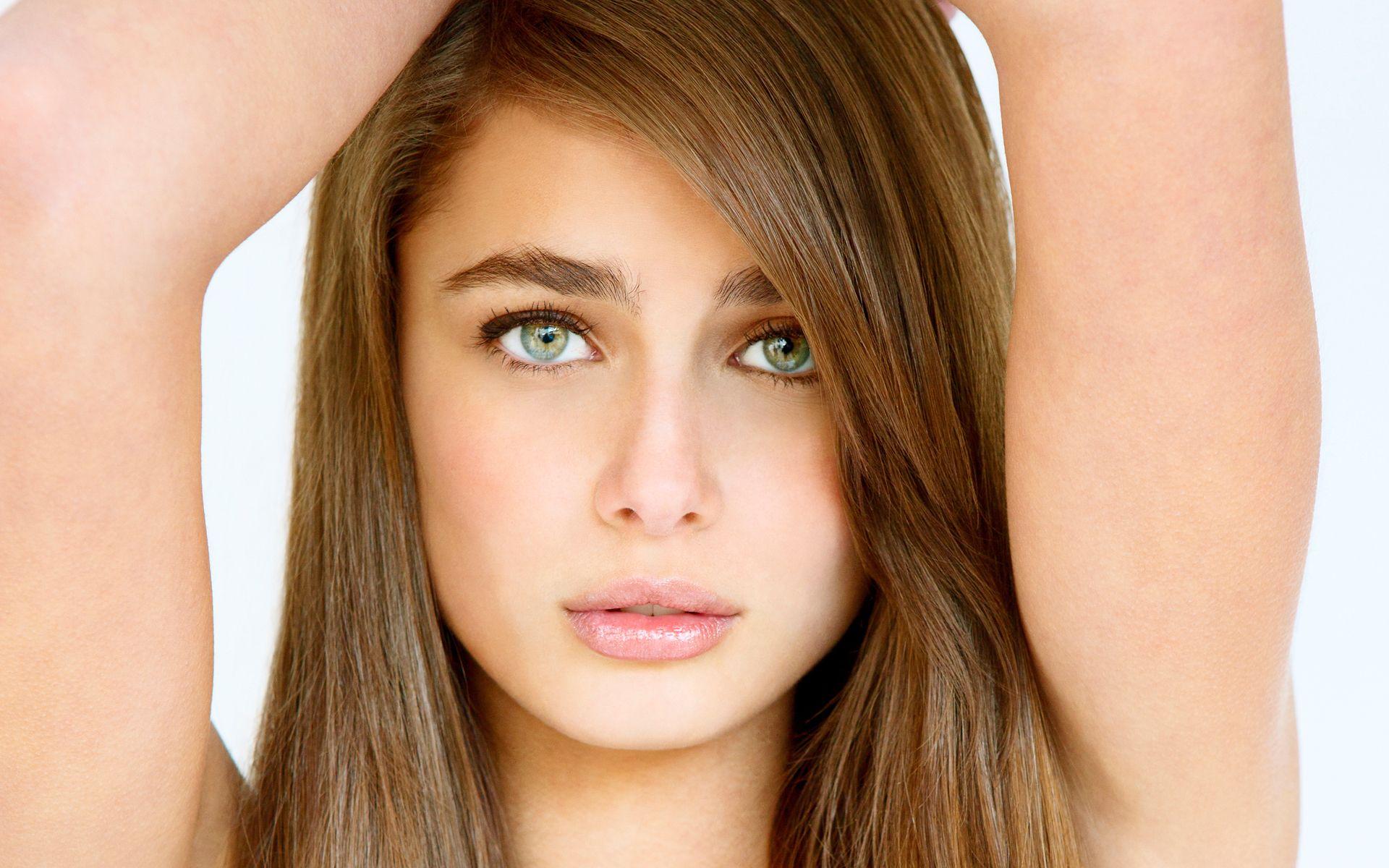 1920x1200 Taylor Hill Computer Wallpaper