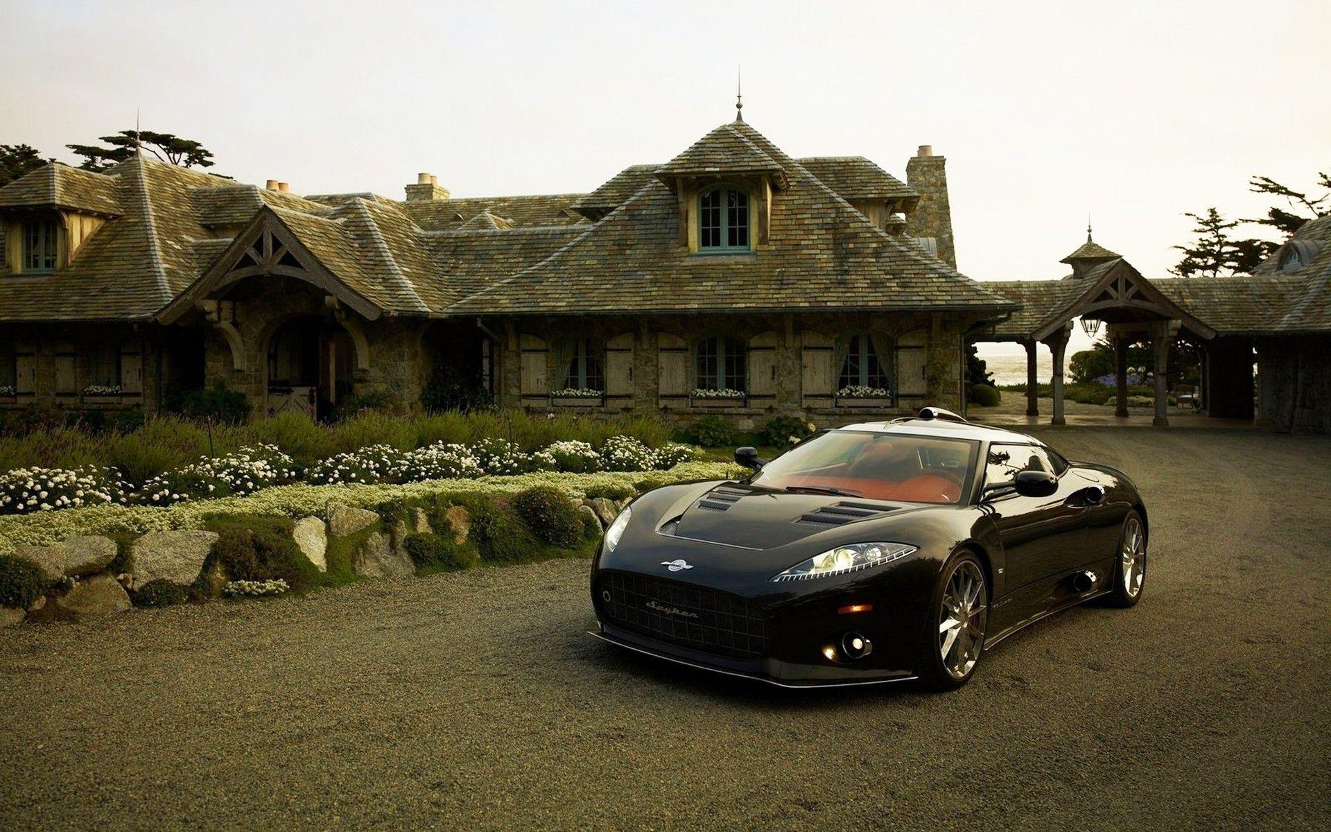 mansion with cars wallpaper