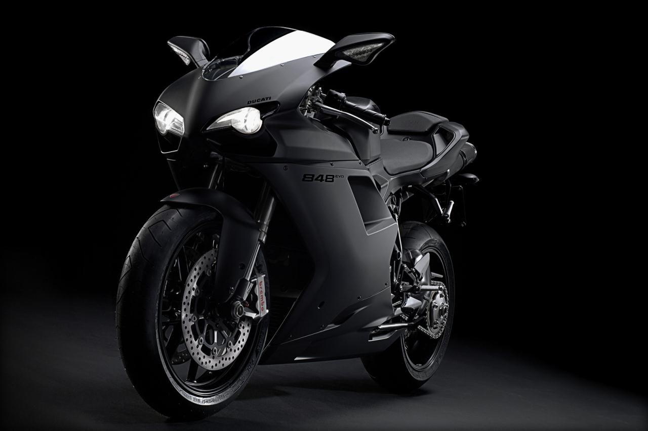 1280x853 Black Ducati Streetfighter Bike Wallpaper