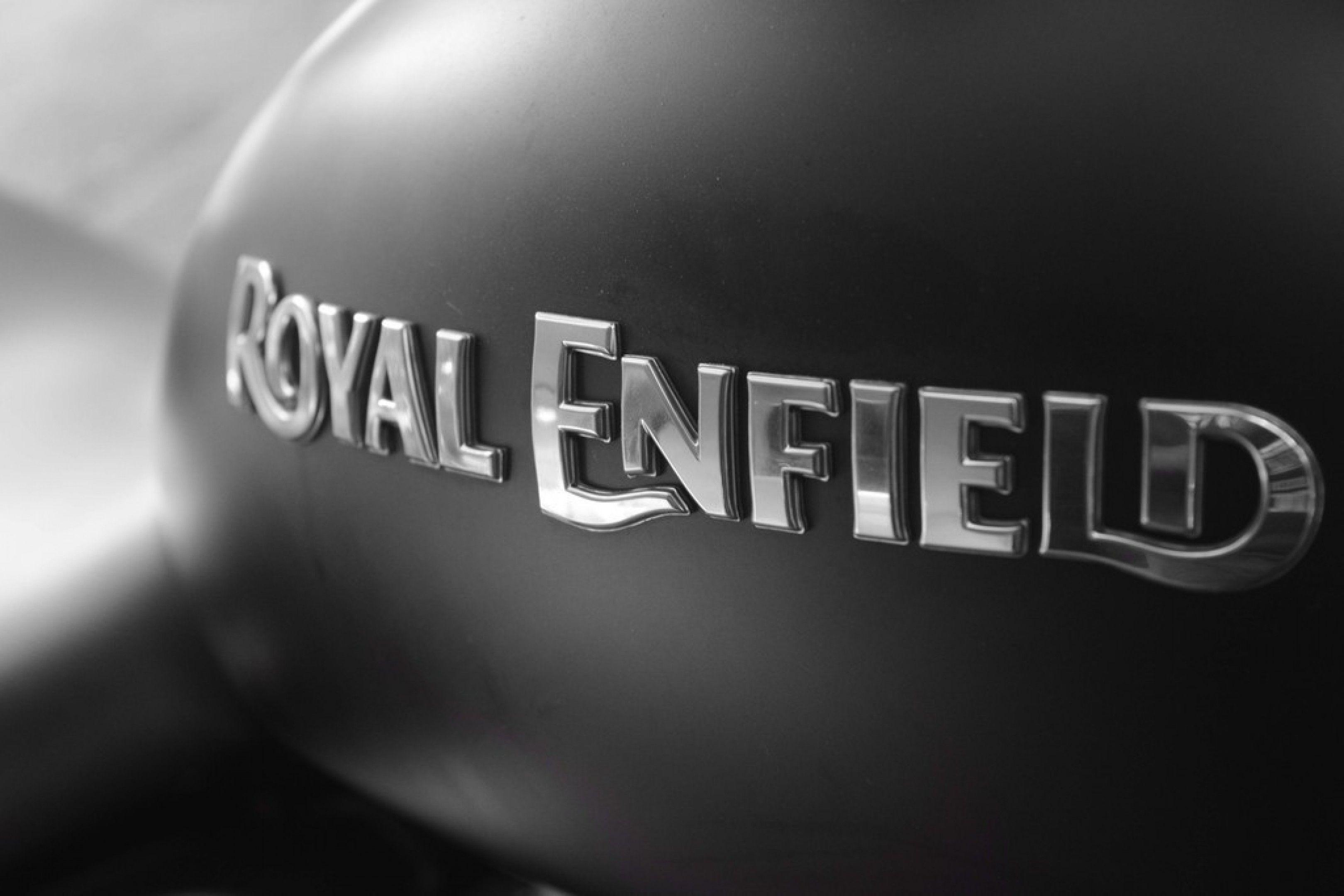 3239x2160 Royal Enfield Black Wallpaper
